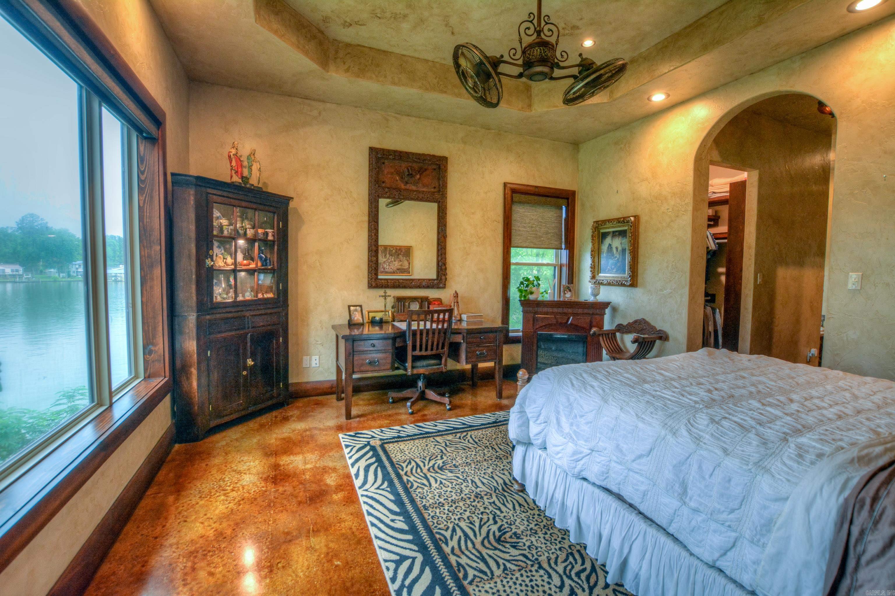 168 Golden Oak  Hot Springs, AR