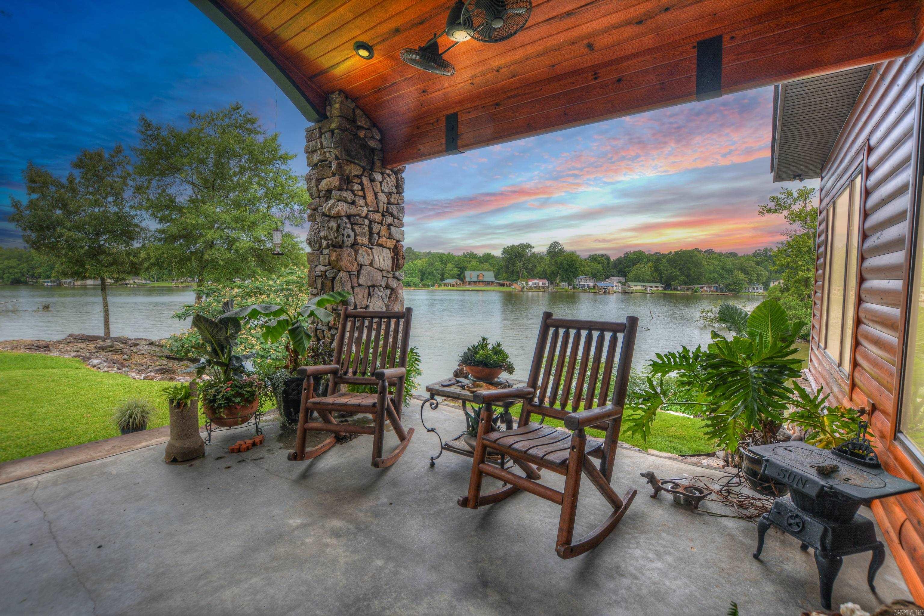 168 Golden Oak  Hot Springs, AR