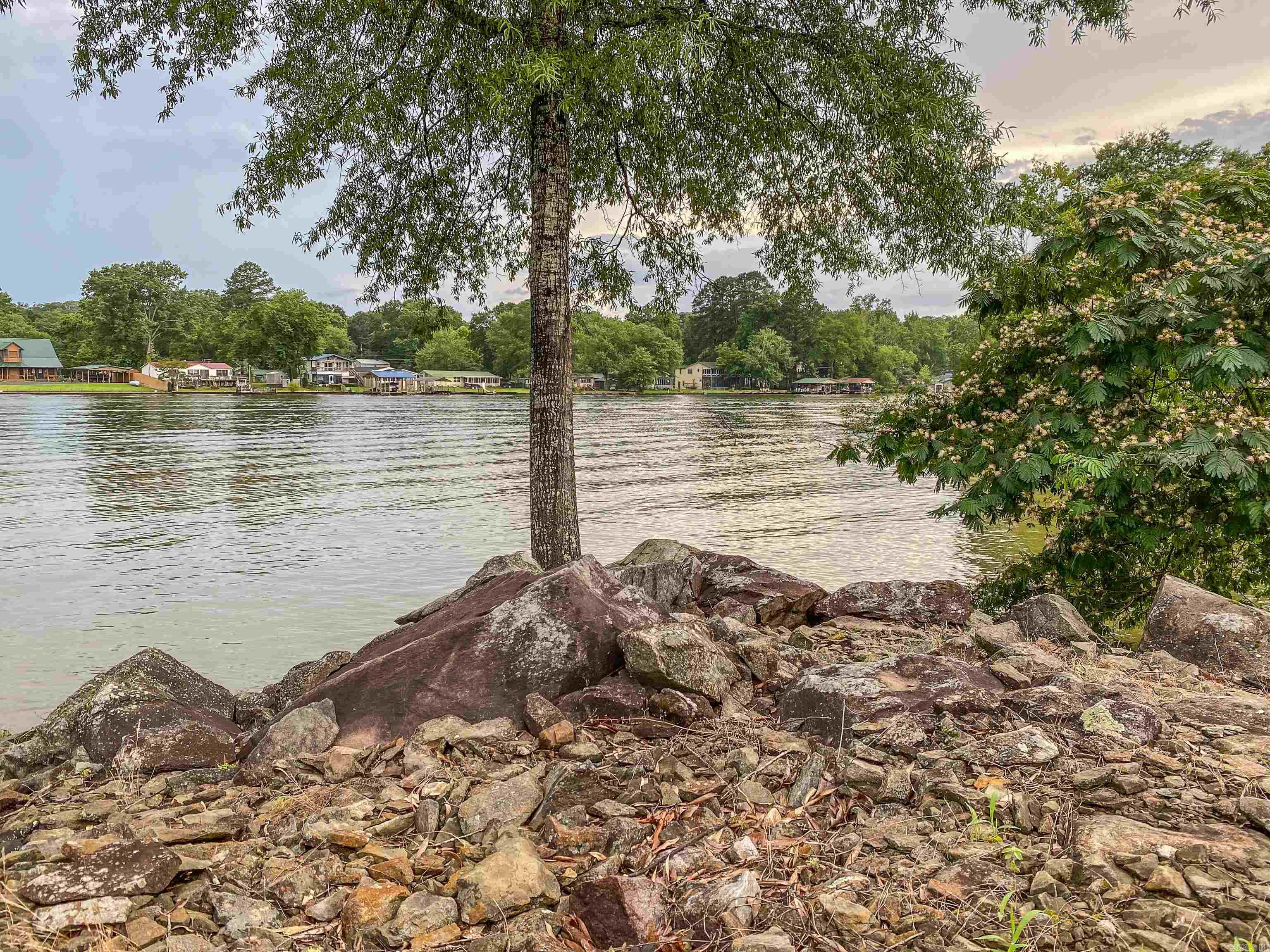 168 Golden Oak  Hot Springs, AR