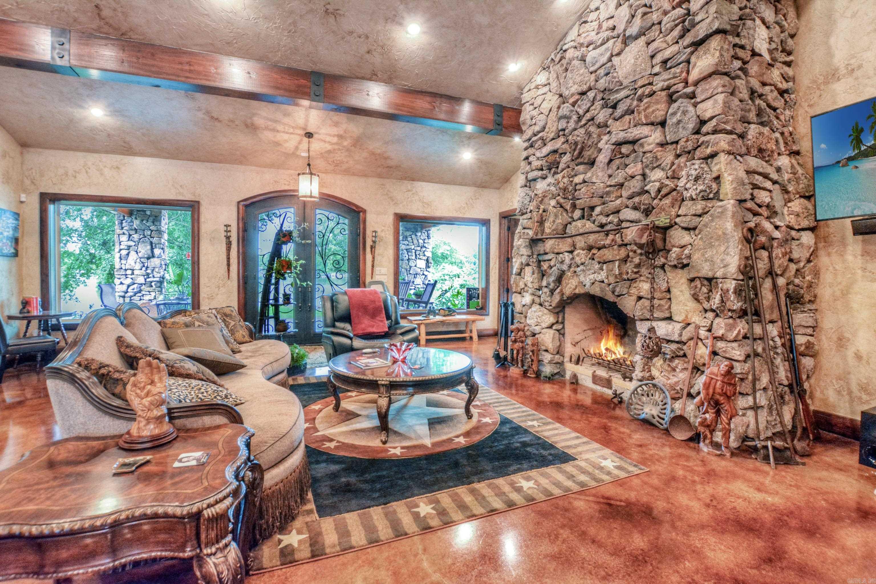 168 Golden Oak  Hot Springs, AR