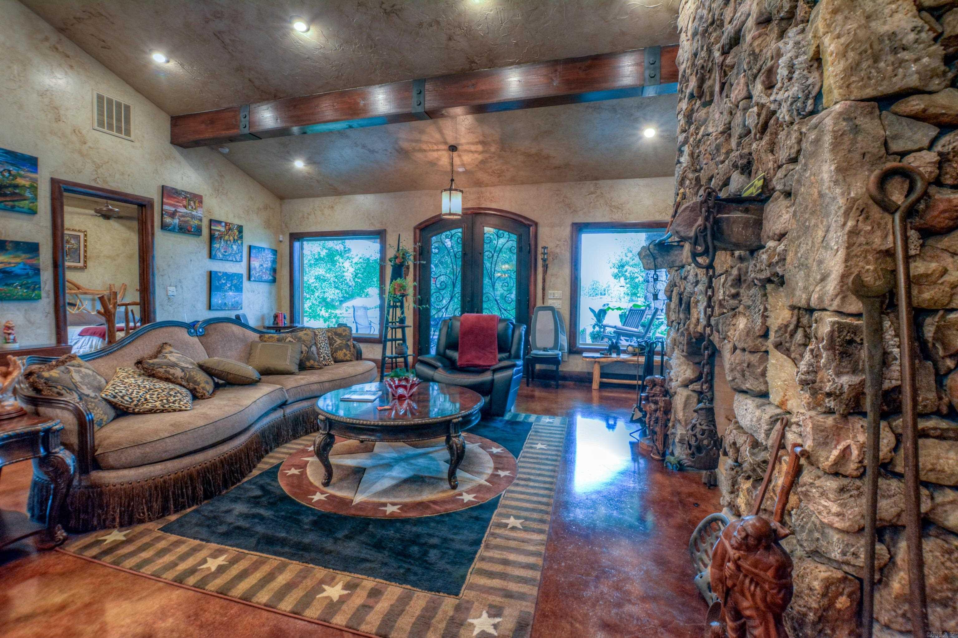 168 Golden Oak  Hot Springs, AR