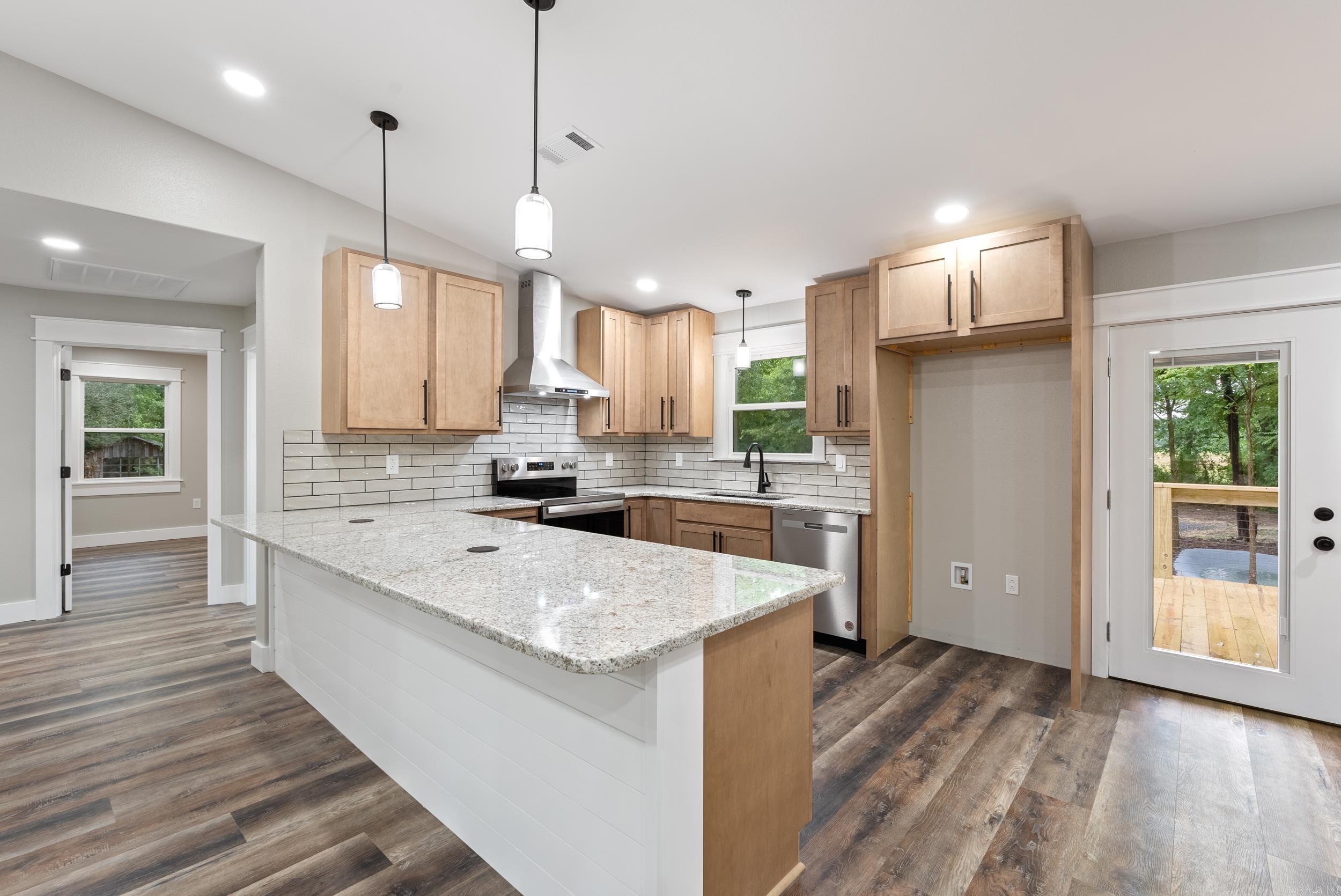 26 W Mobbs  Greenbrier, AR