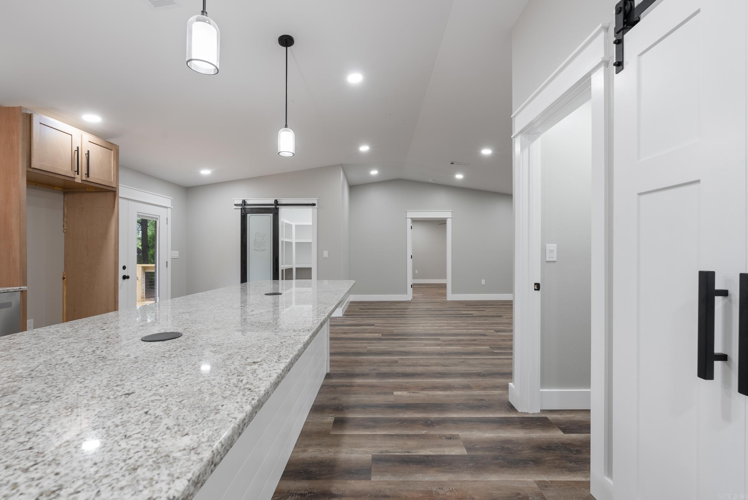 26 W Mobbs  Greenbrier, AR