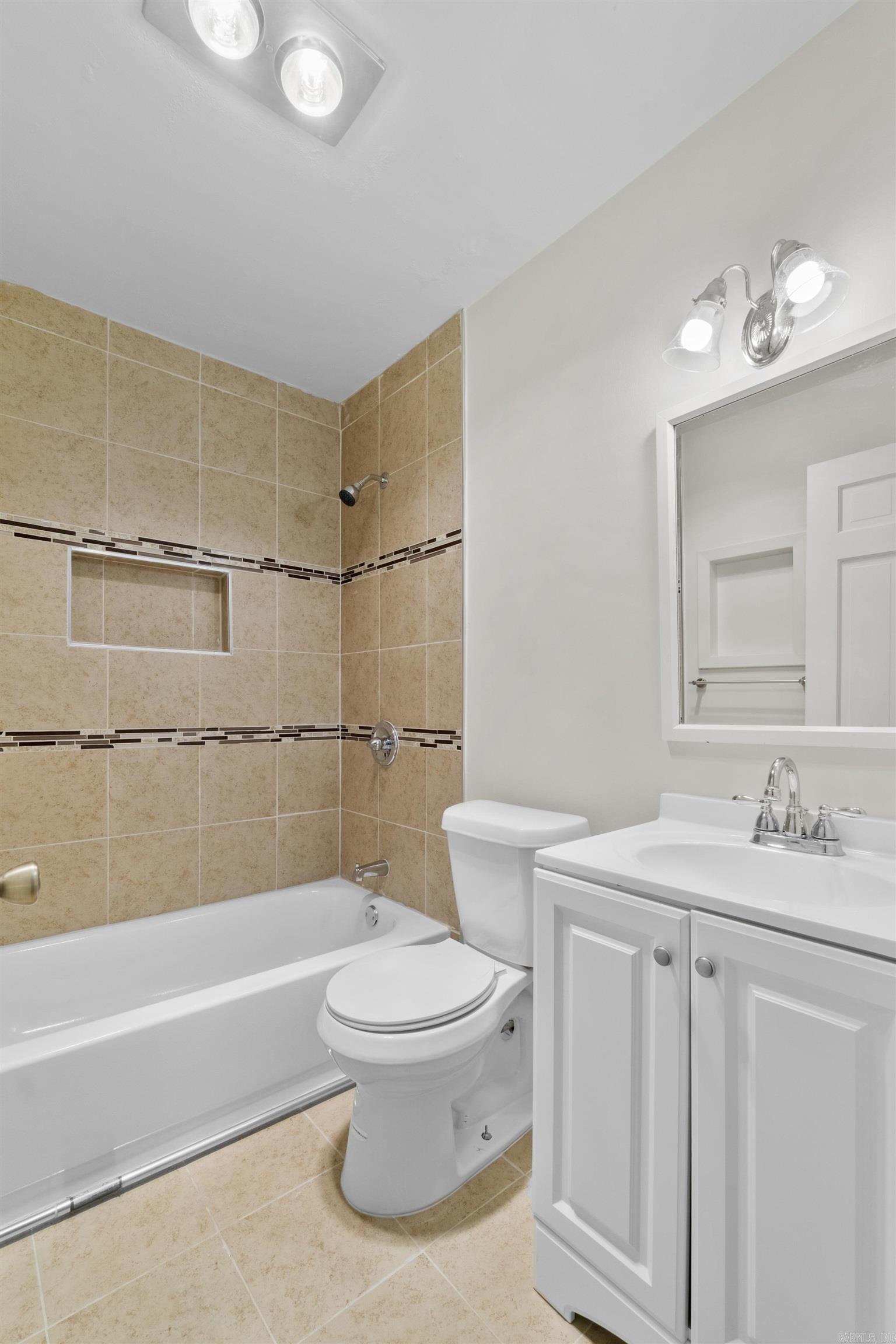 12 Holly Hill  Little Rock, AR