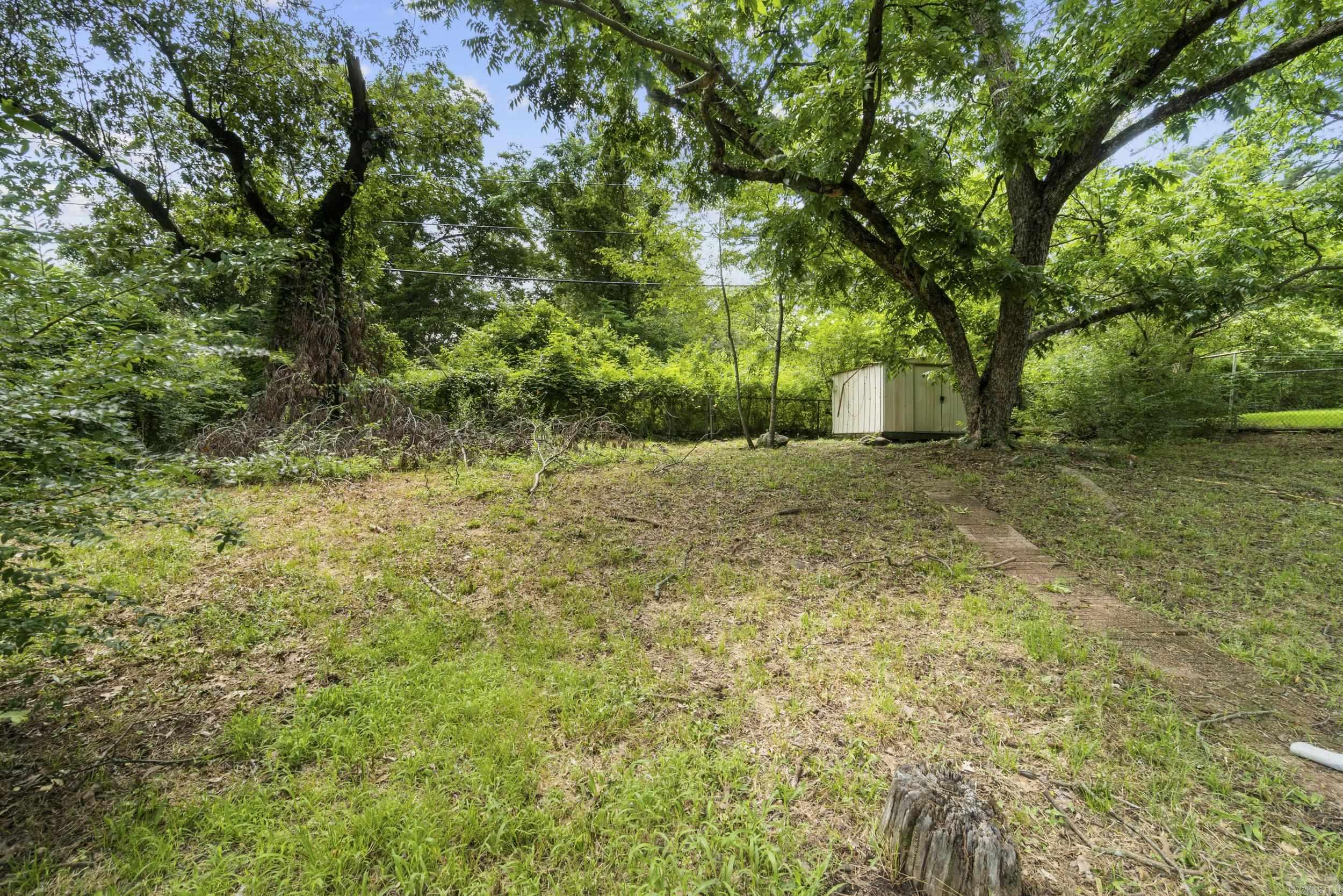 12 Holly Hill  Little Rock, AR