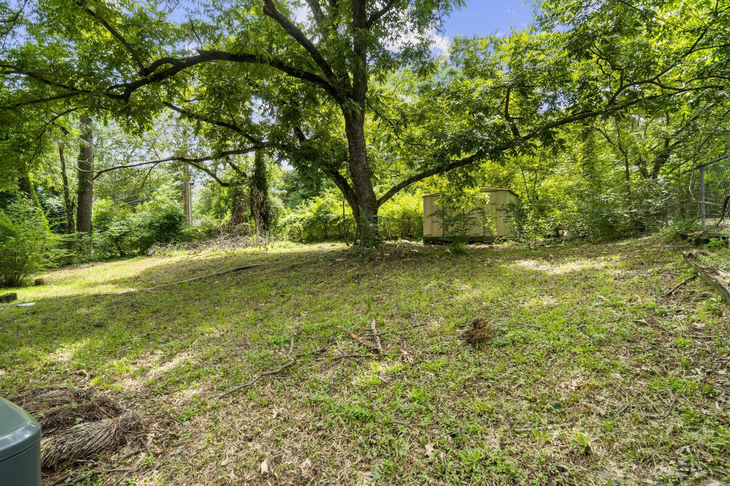 12 Holly Hill  Little Rock, AR