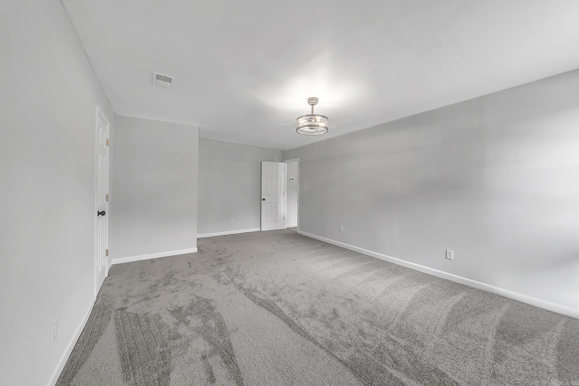 1550 E Main  Austin, AR