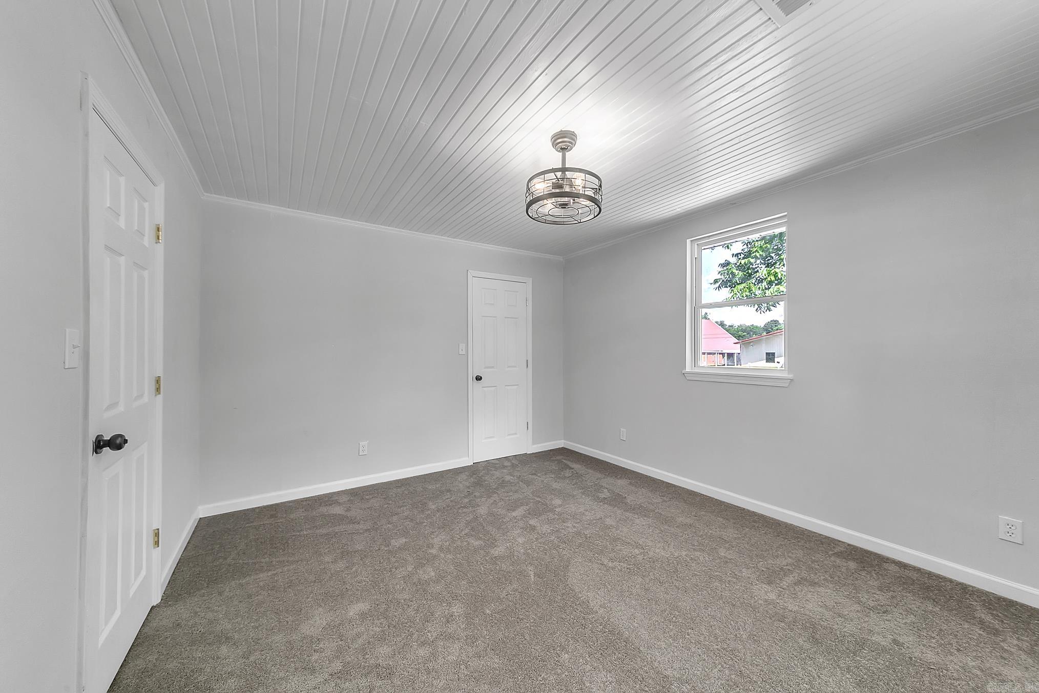 1550 E Main  Austin, AR