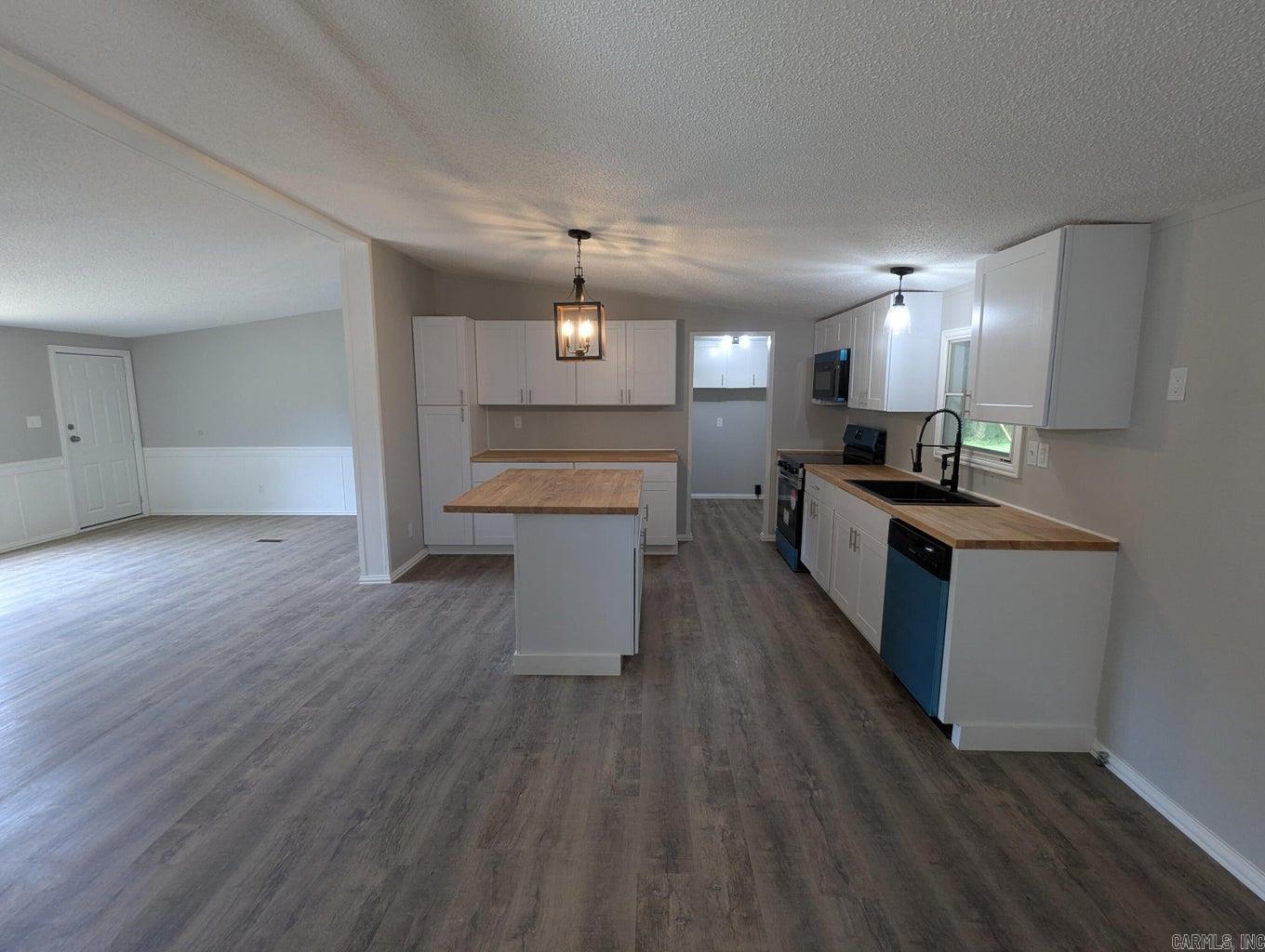400 Weaver  Charlotte, AR