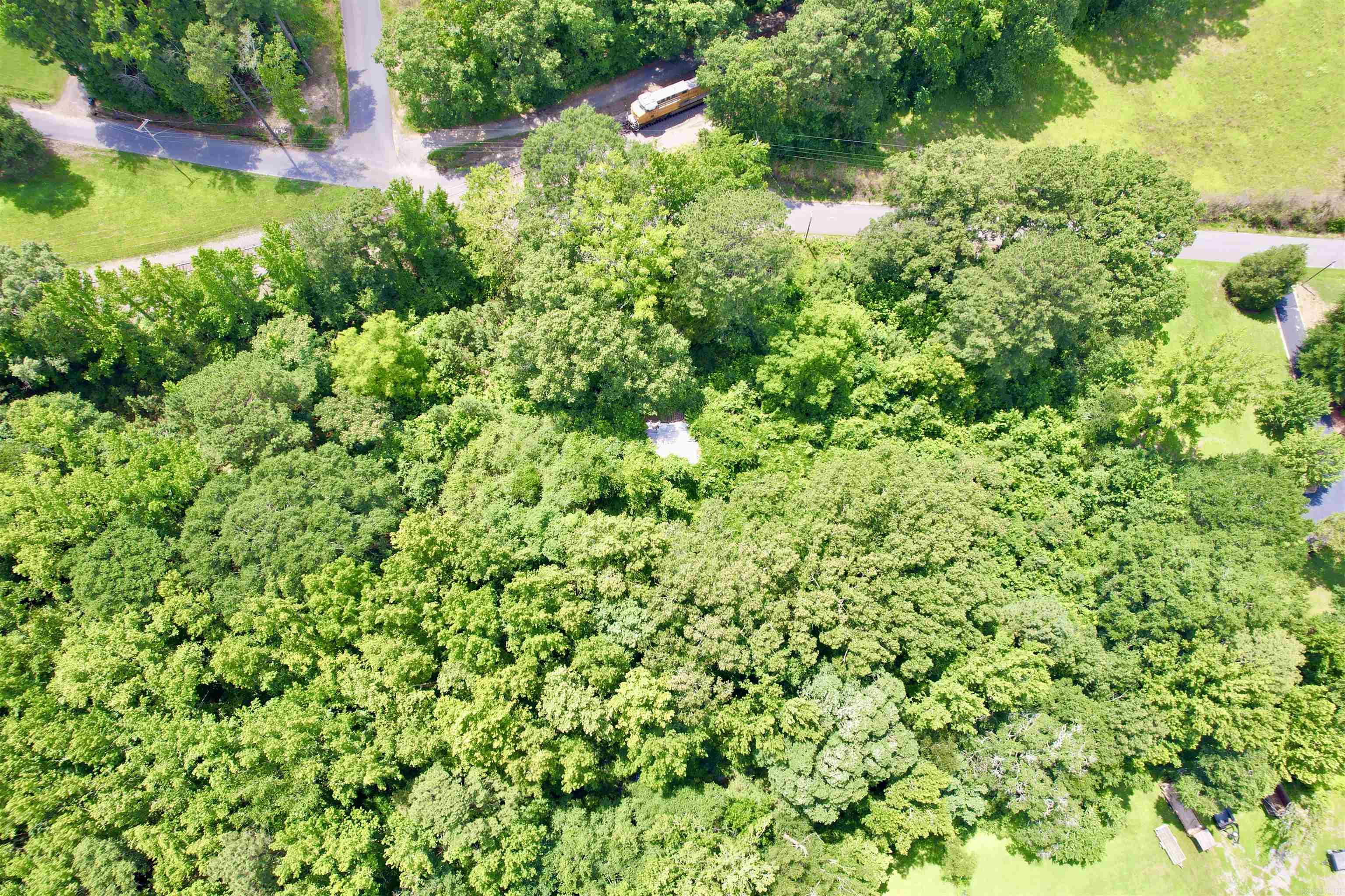 824 Military  Rockport, AR