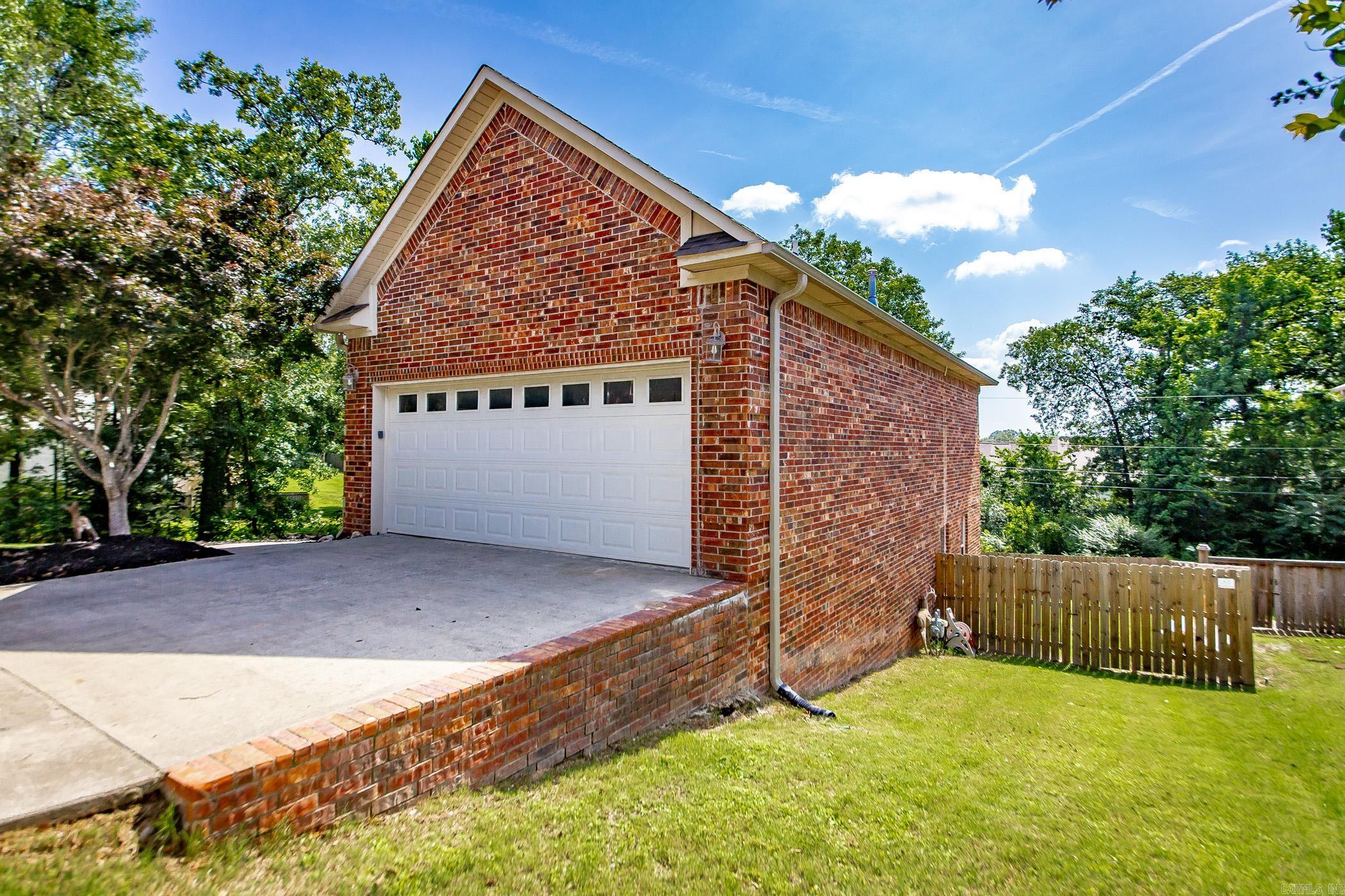 3200 Overcup  Sherwood, AR