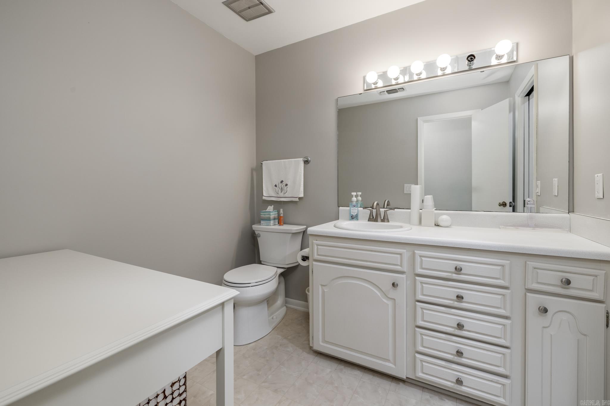 12 Troza Lane Hot Springs Village, AR
