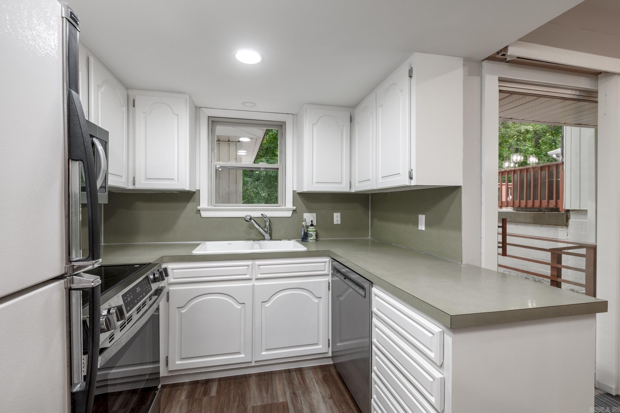 12 Troza Lane Hot Springs Village, AR