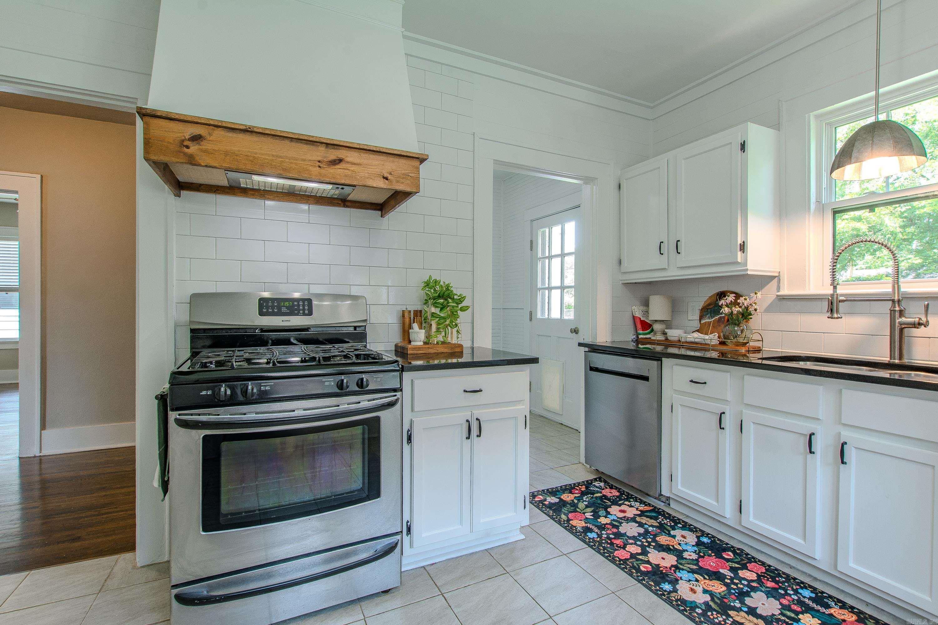 309 W G  North Little Rock, AR