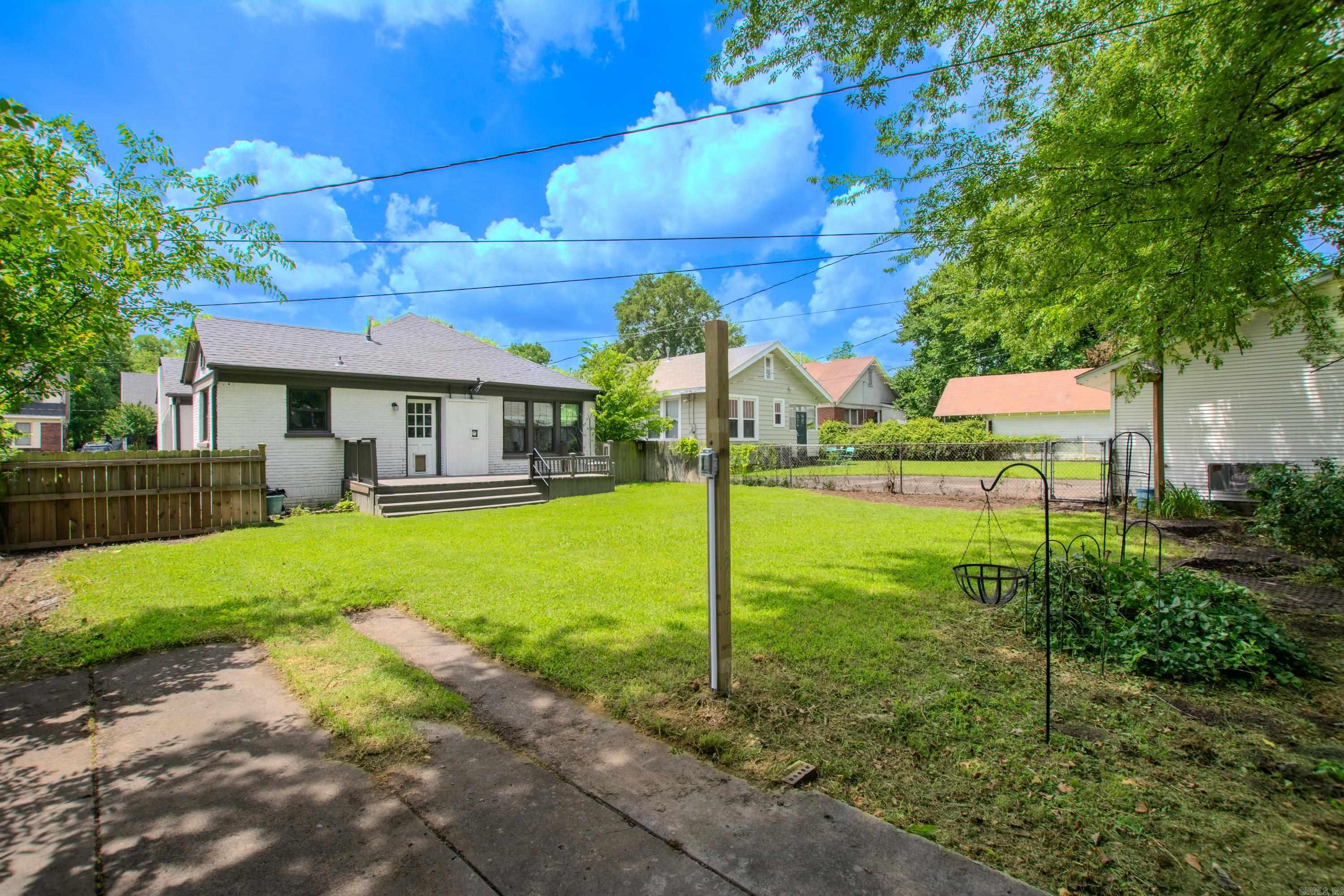 309 W G  North Little Rock, AR