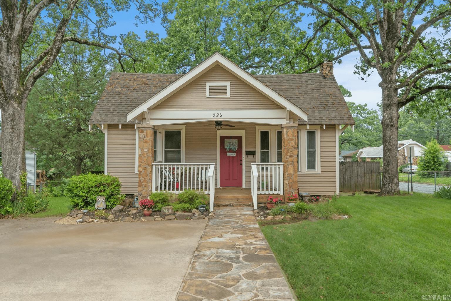 526 N Tyler