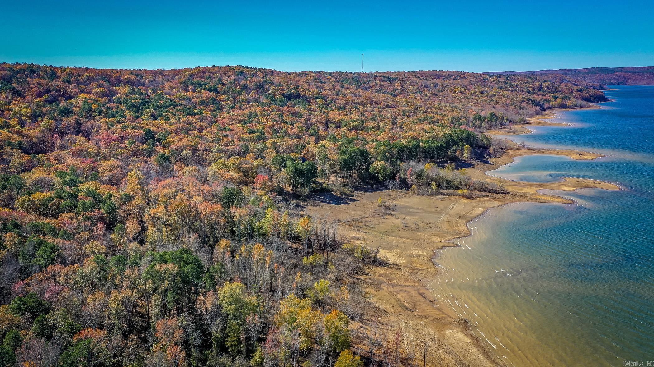 101 Starfield Rd East  Greers Ferry, AR