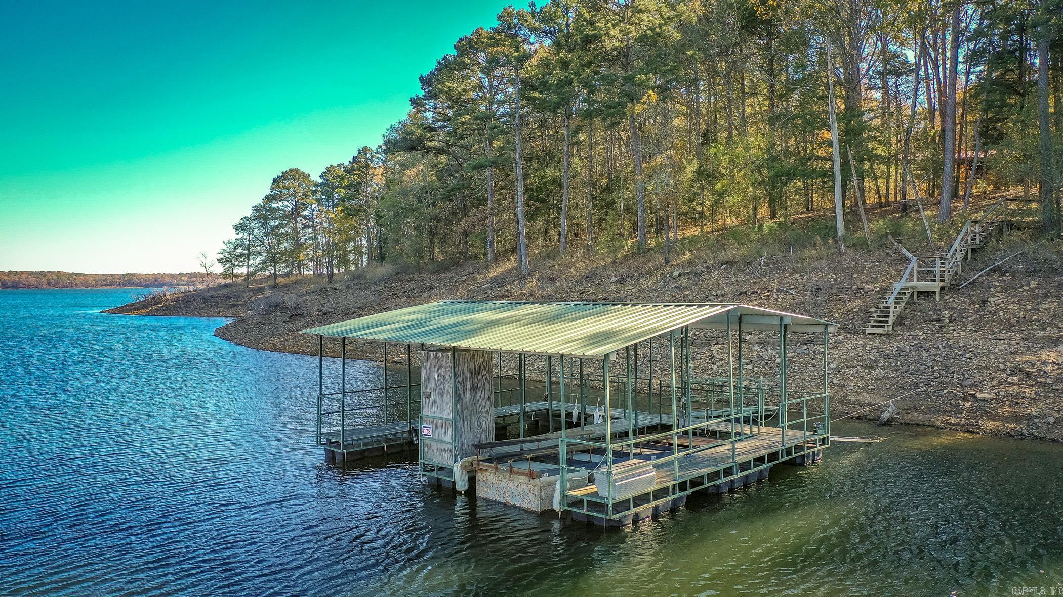 101 Starfield Rd East  Greers Ferry, AR