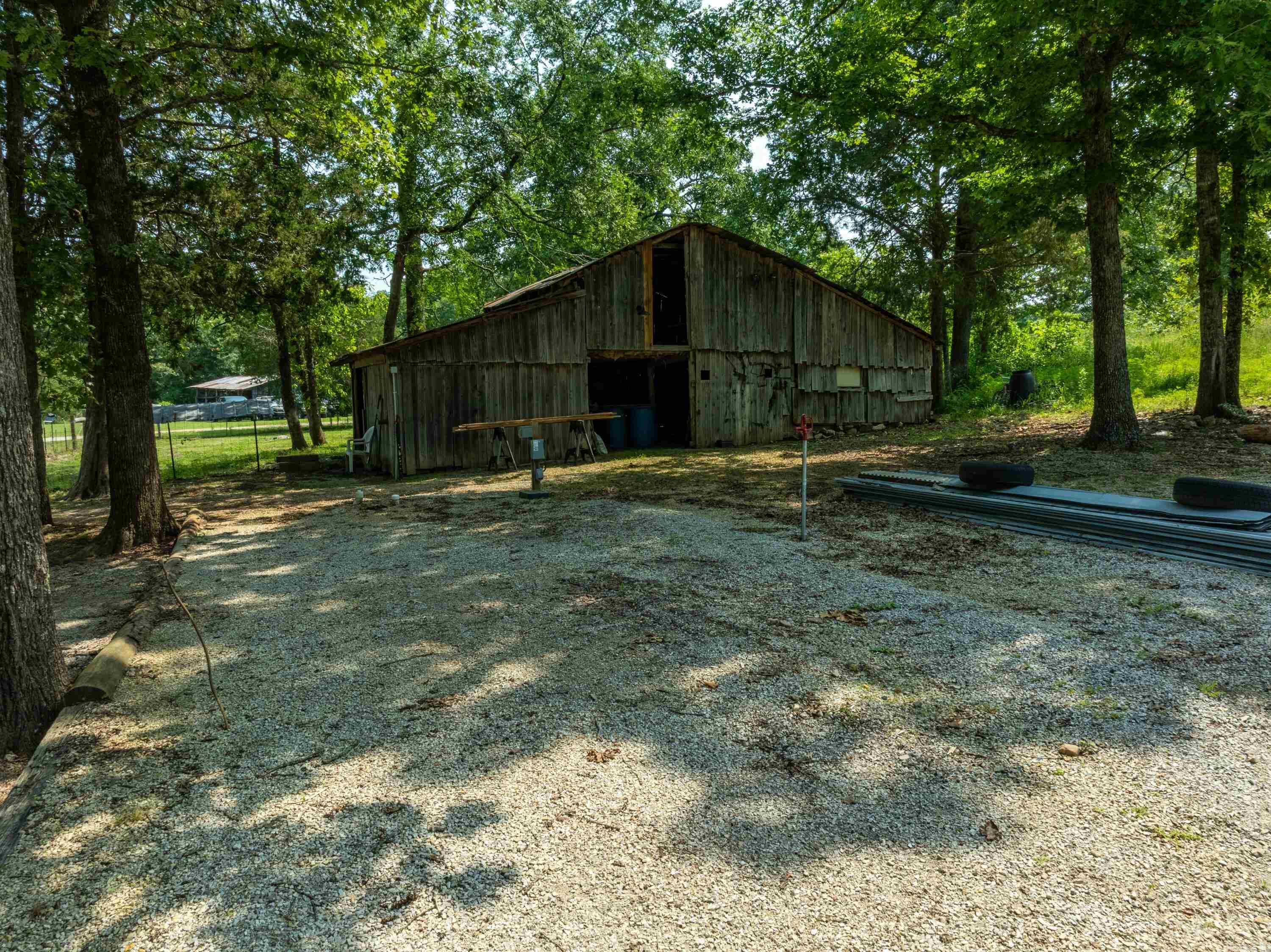 3118 Easy K Rd  Franklin, AR
