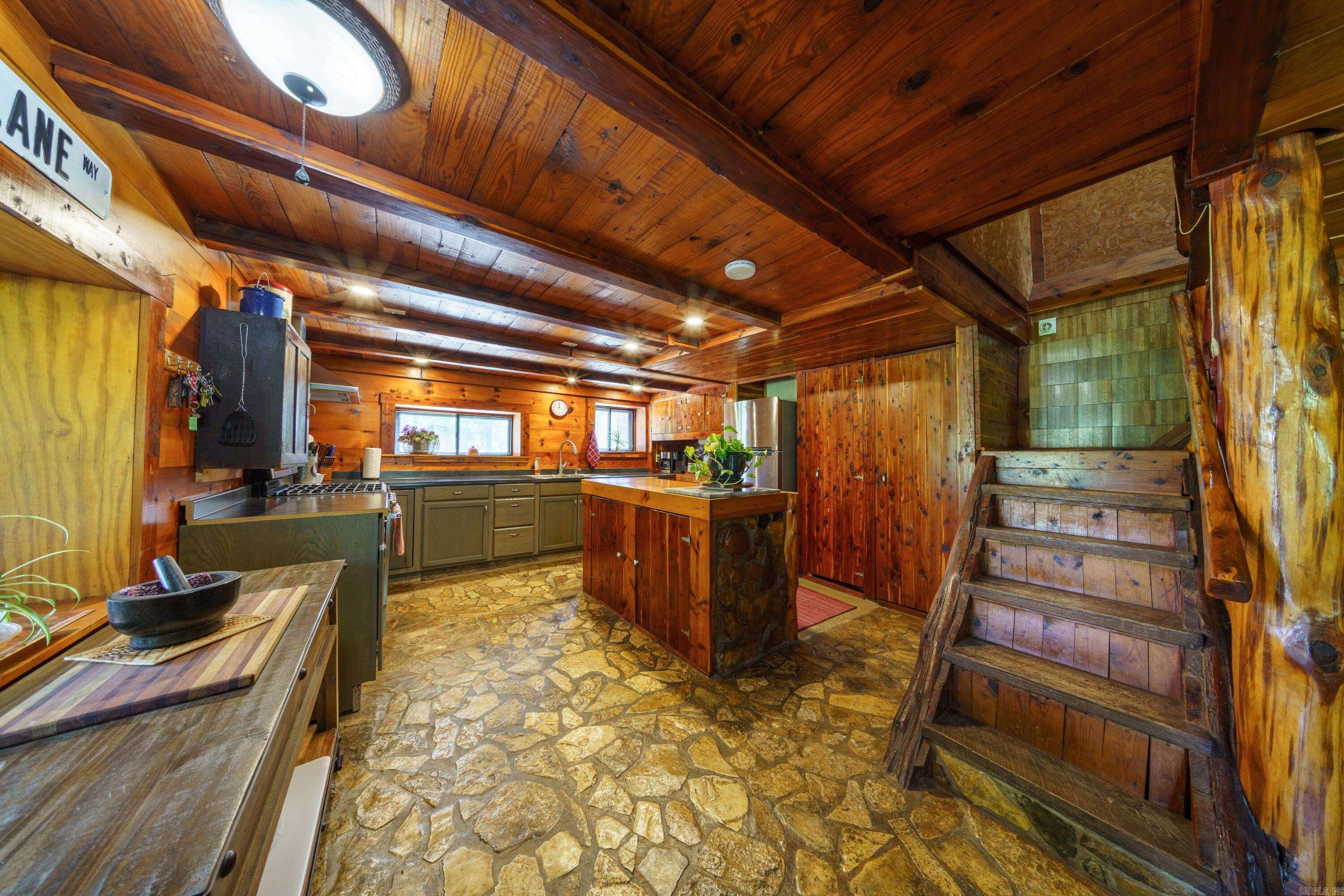 3118 Easy K Rd  Franklin, AR