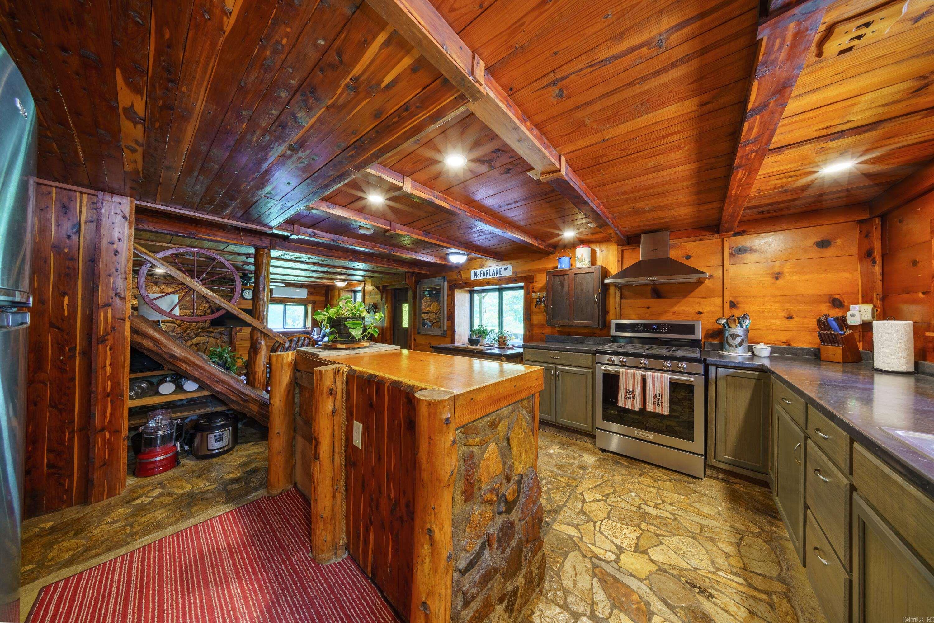 3118 Easy K Rd  Franklin, AR