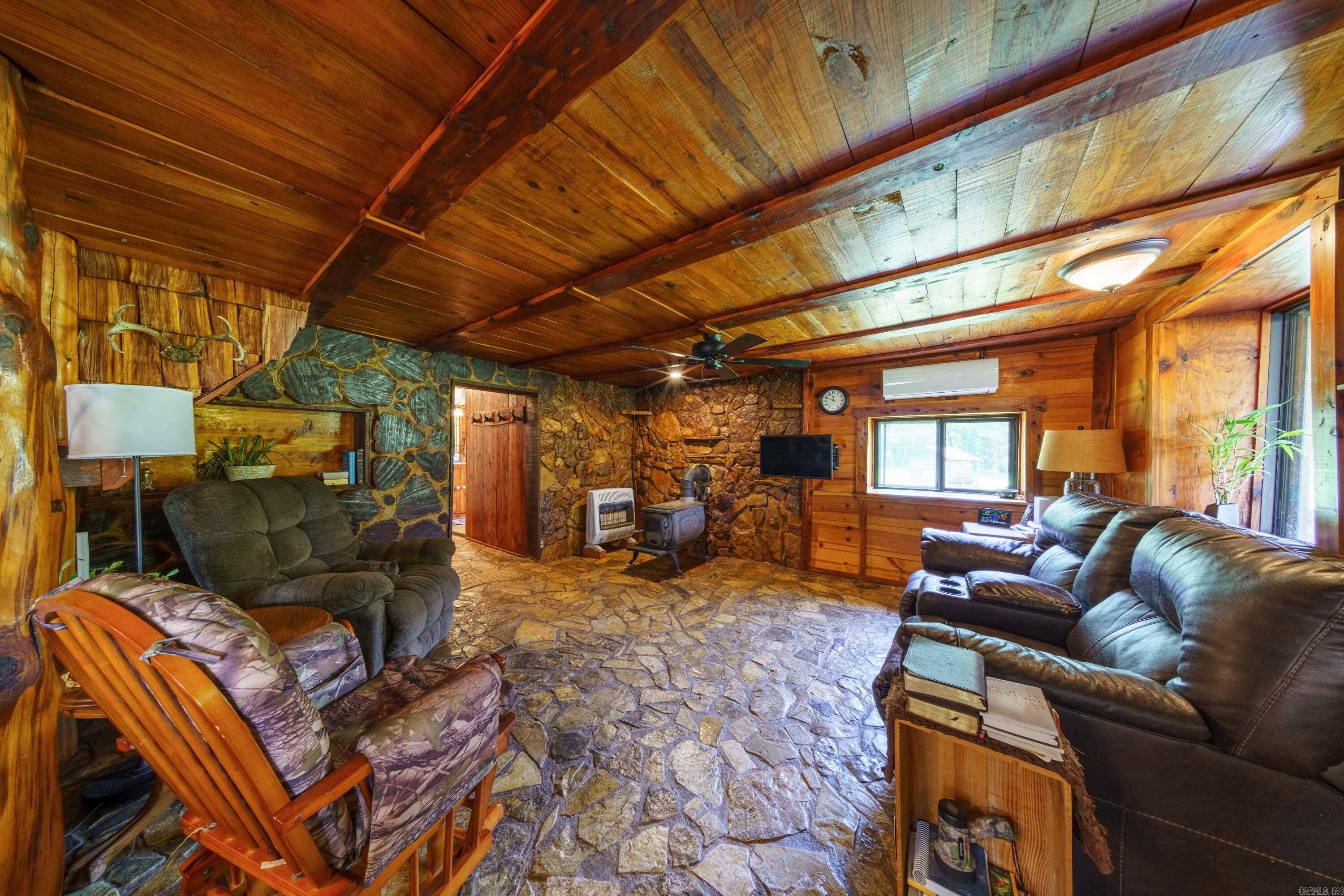 3118 Easy K Rd  Franklin, AR