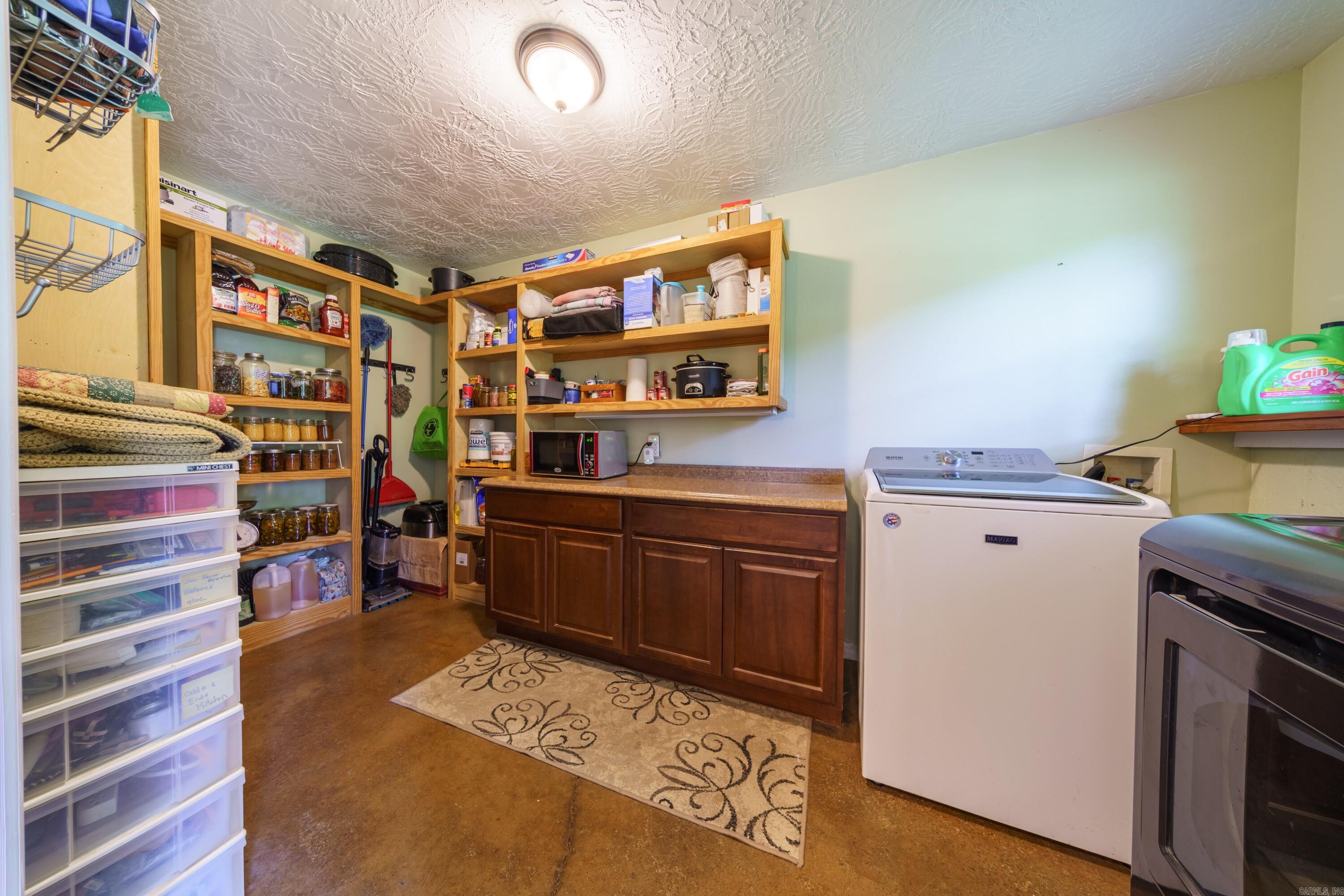 3118 Easy K Rd  Franklin, AR