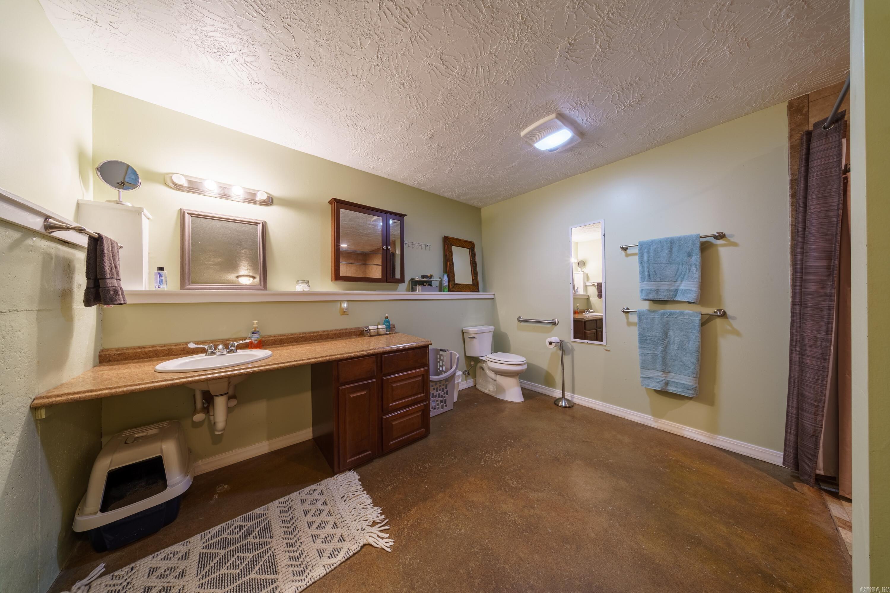 3118 Easy K Rd  Franklin, AR