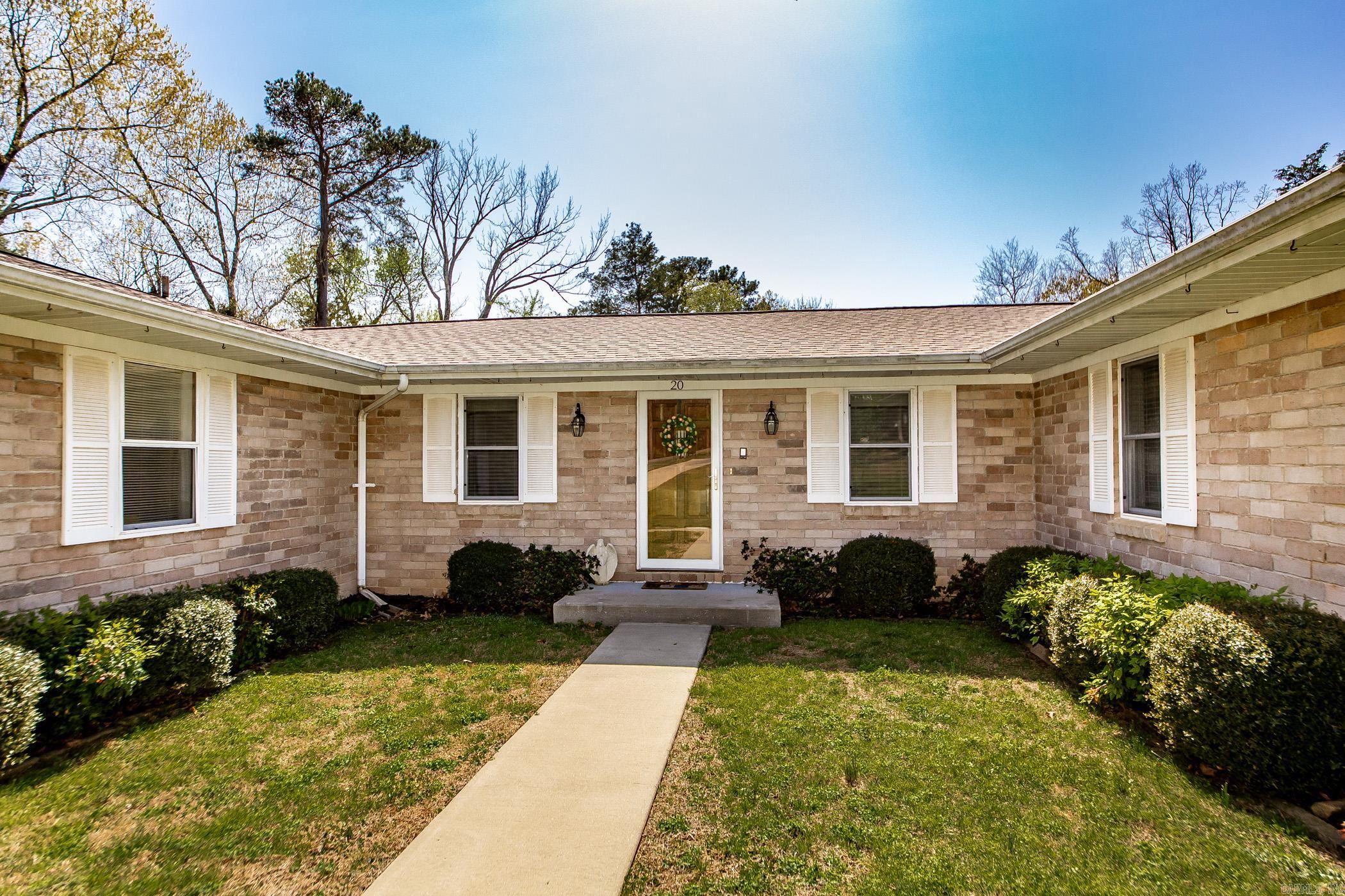 20 Lochland  Greers Ferry, AR