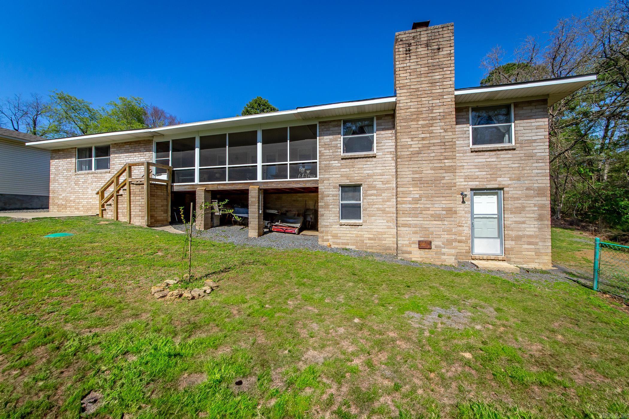 20 Lochland  Greers Ferry, AR
