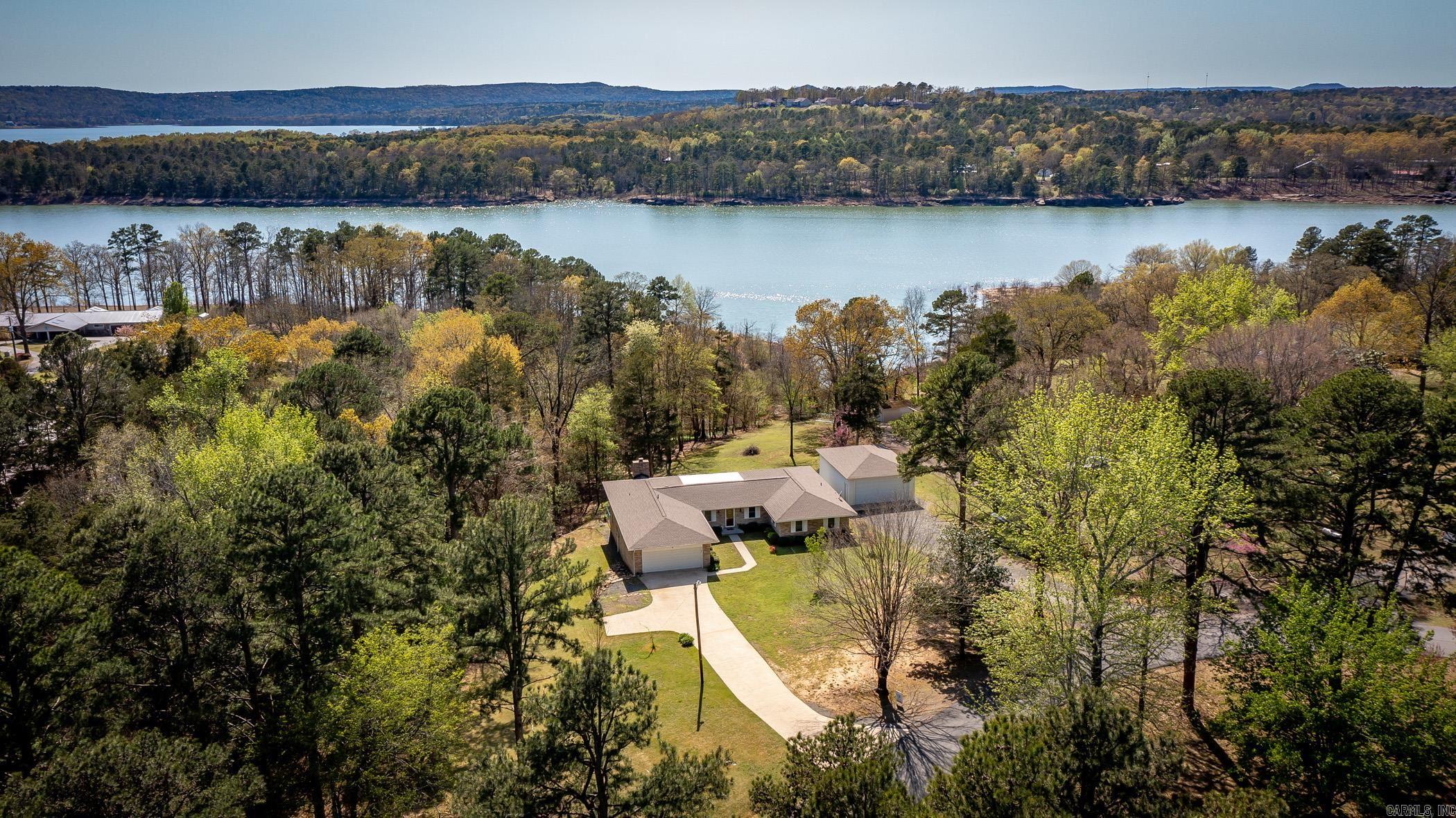20 Lochland  Greers Ferry, AR