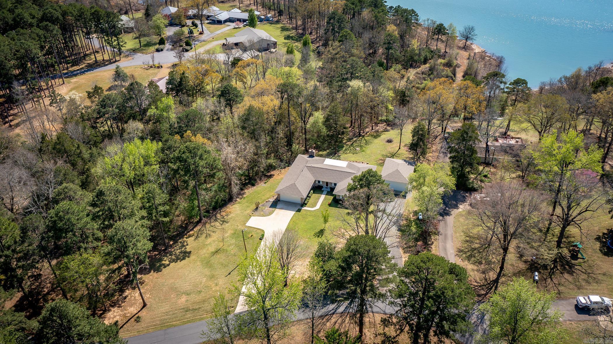 20 Lochland  Greers Ferry, AR