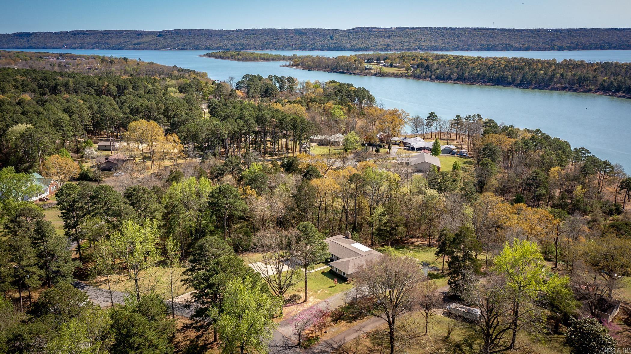 20 Lochland  Greers Ferry, AR