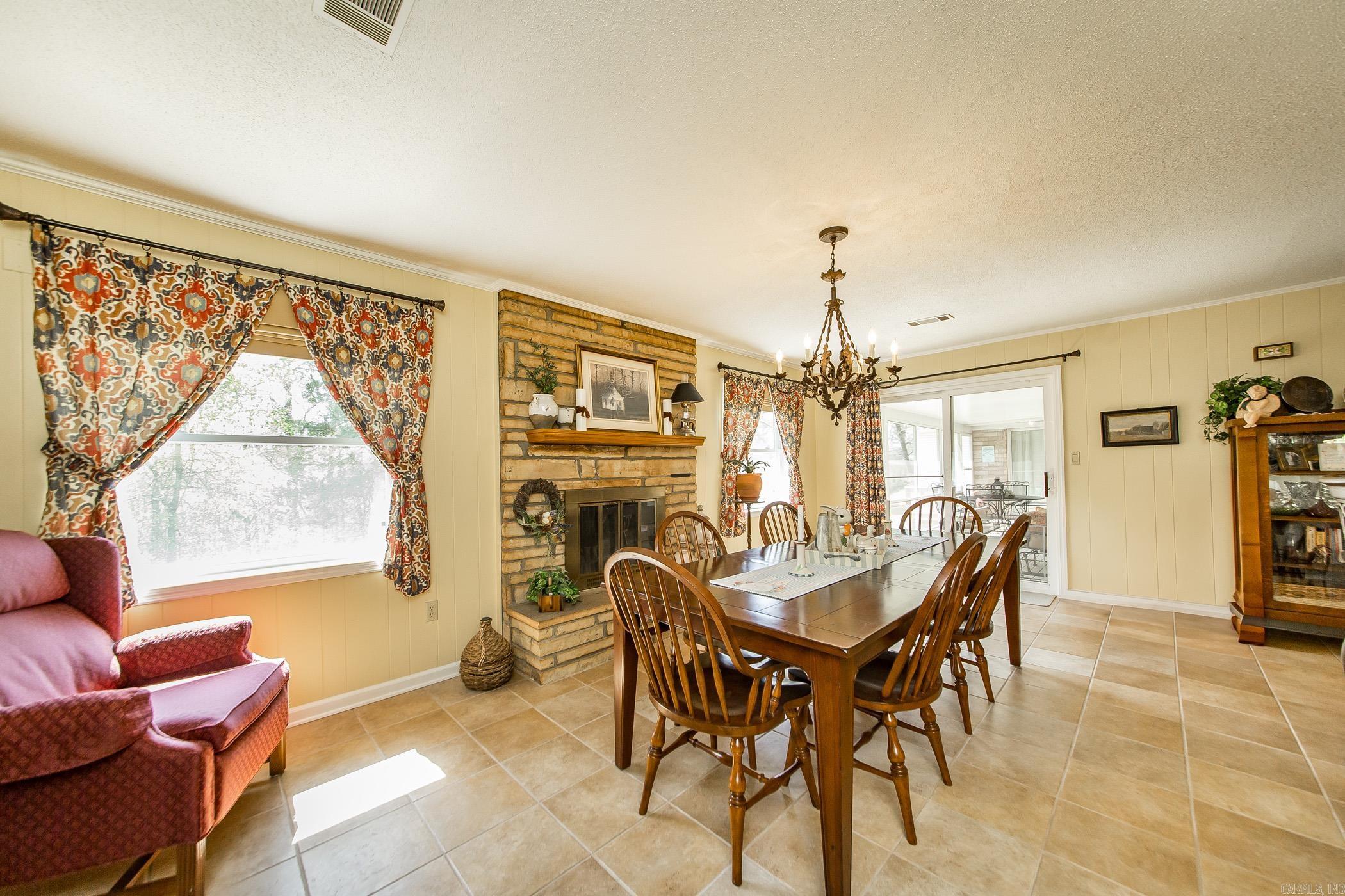 20 Lochland  Greers Ferry, AR