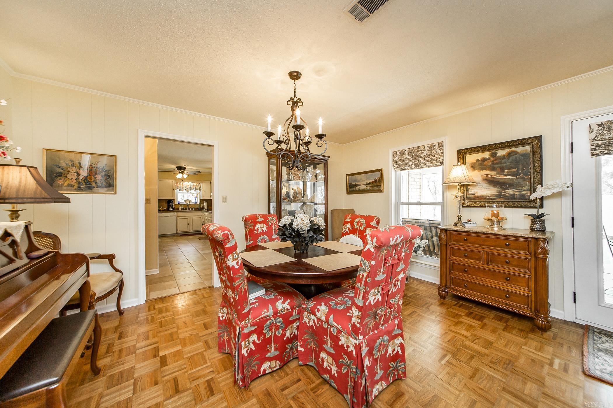 20 Lochland  Greers Ferry, AR