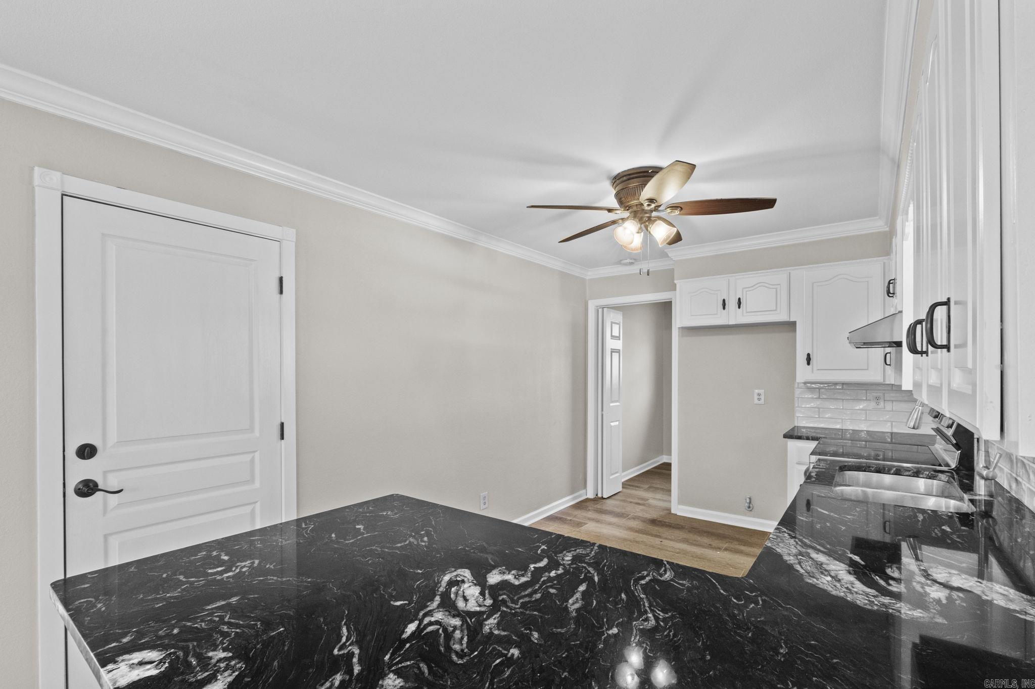 22 Oakwood Dr  Cabot, AR