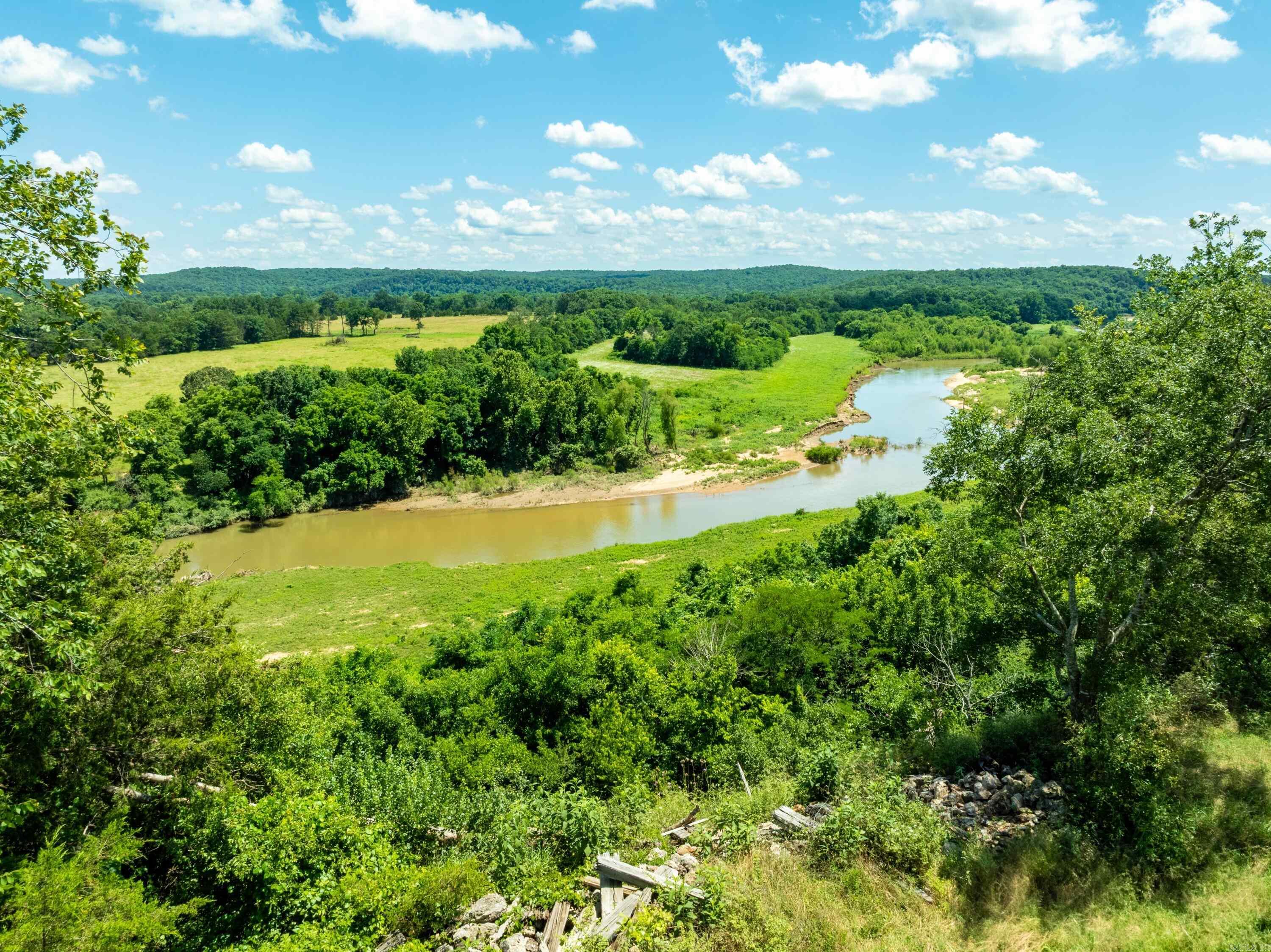 0 Strawberry River Road  Poughkeepsie, AR