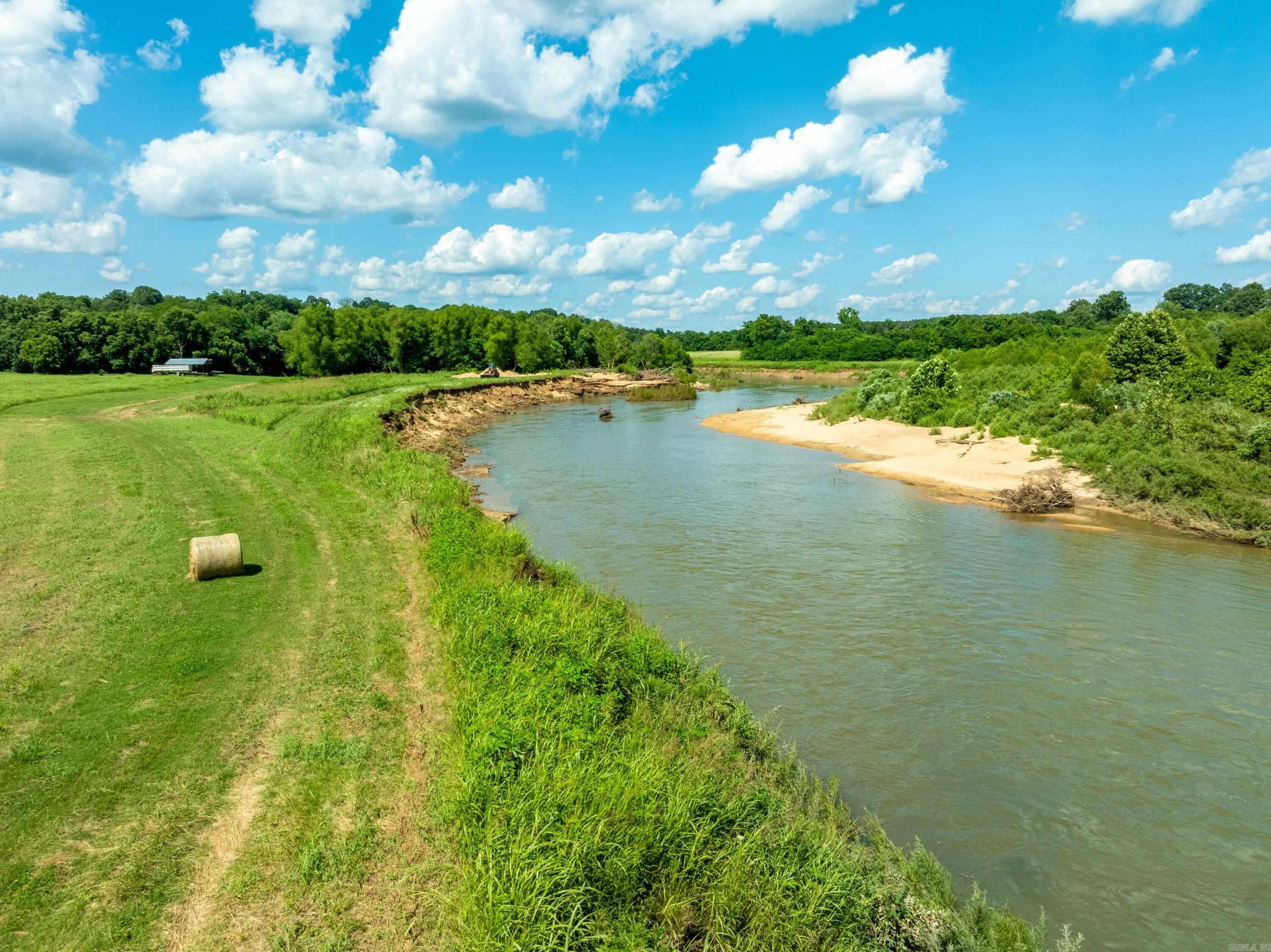 0 Strawberry River Road  Poughkeepsie, AR