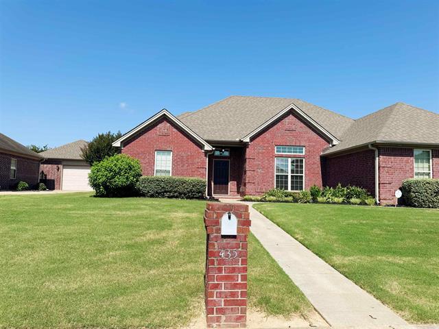 435  Natalie  Searcy, AR