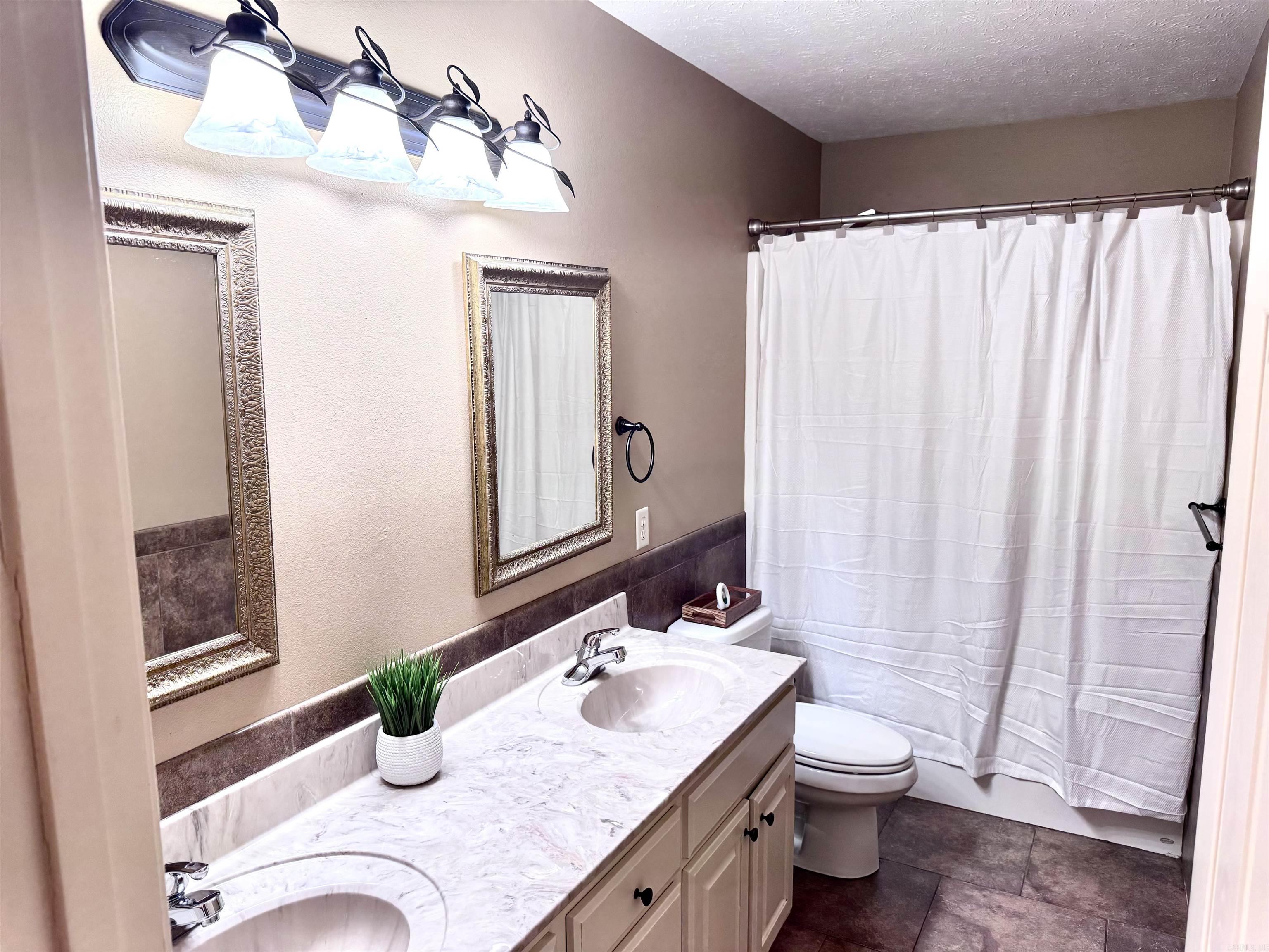 435 Natalie  Searcy, AR