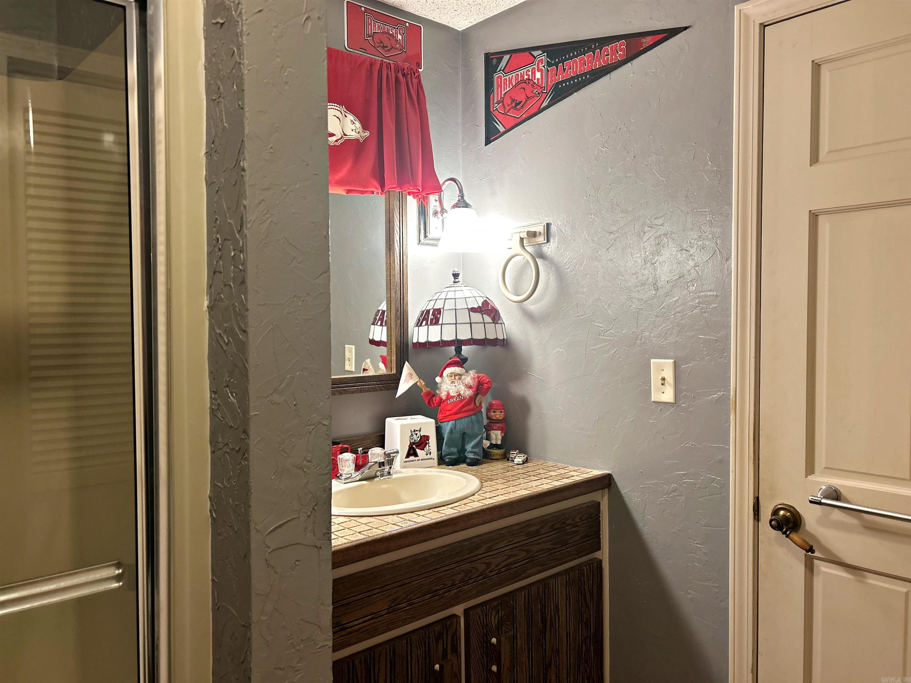 3432 Edgewood  Bismarck, AR