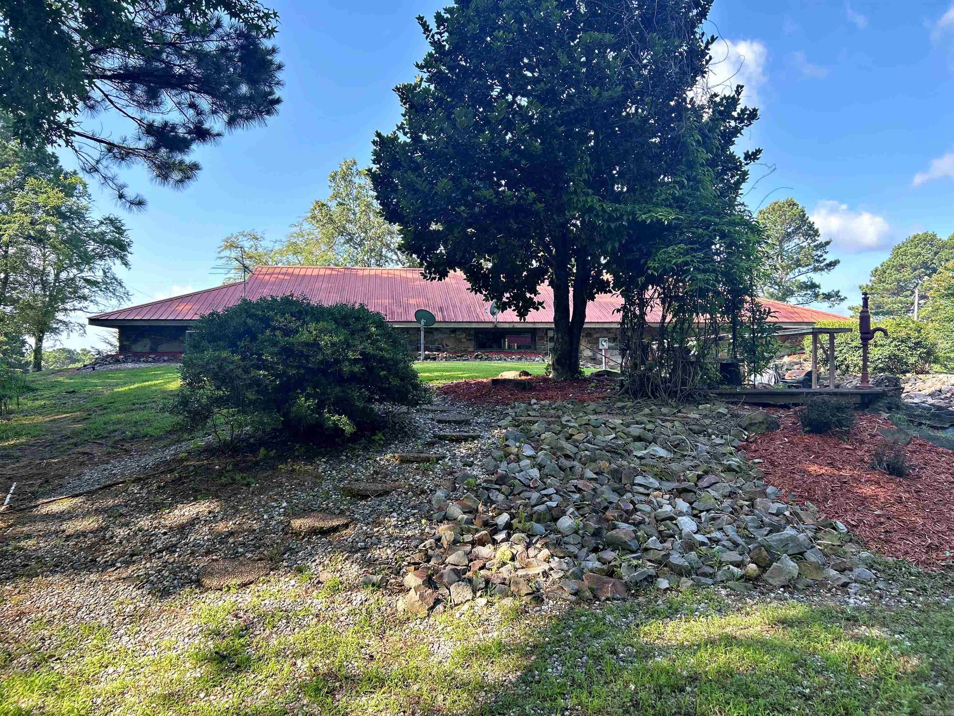 3432 Edgewood  Bismarck, AR