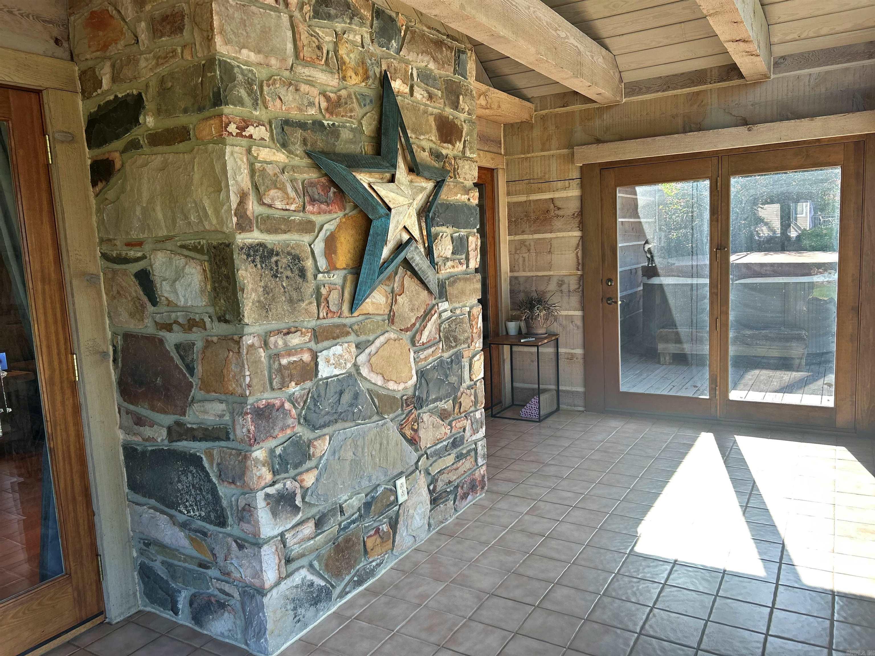 3432 Edgewood  Bismarck, AR