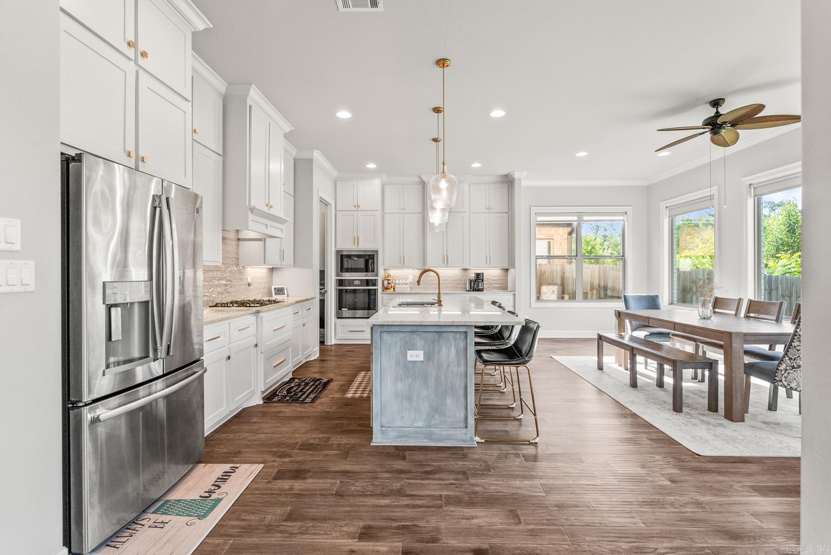 301 Kanis Ridge Dr  Little Rock, AR