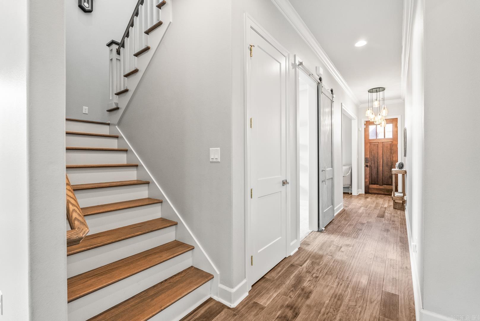 301 Kanis Ridge Dr  Little Rock, AR