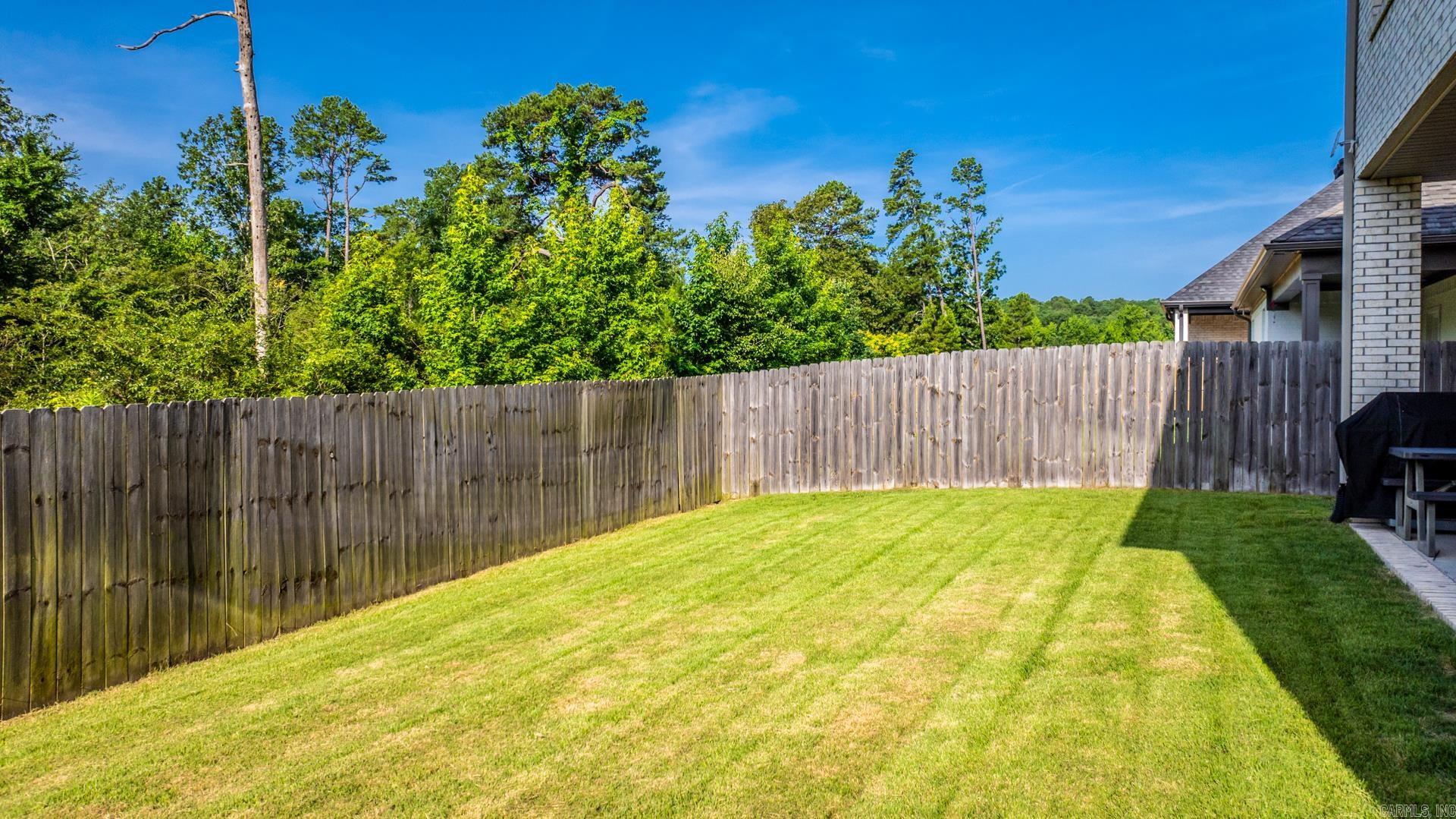 301 Kanis Ridge Dr  Little Rock, AR