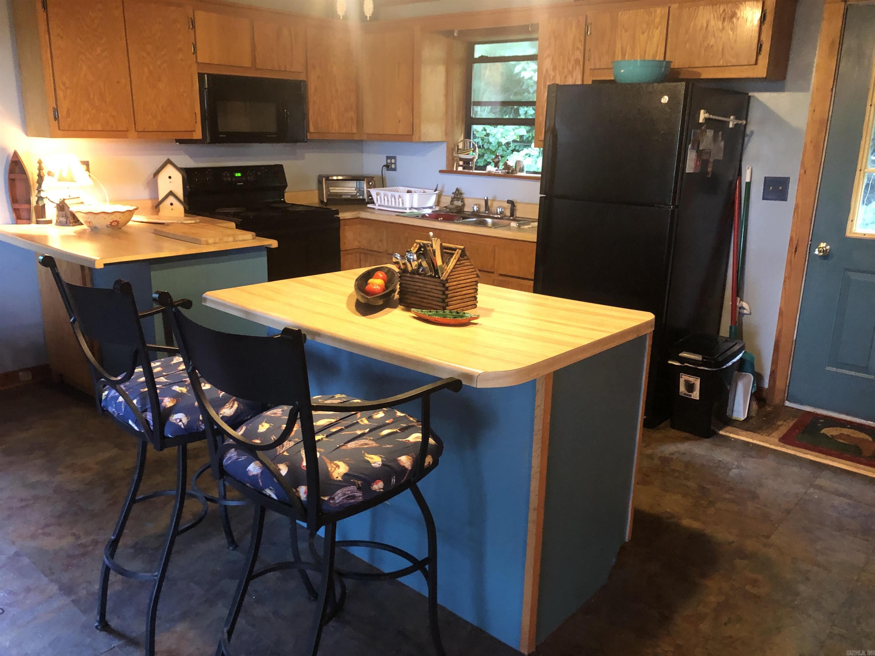 493 Crow  Marshall, AR