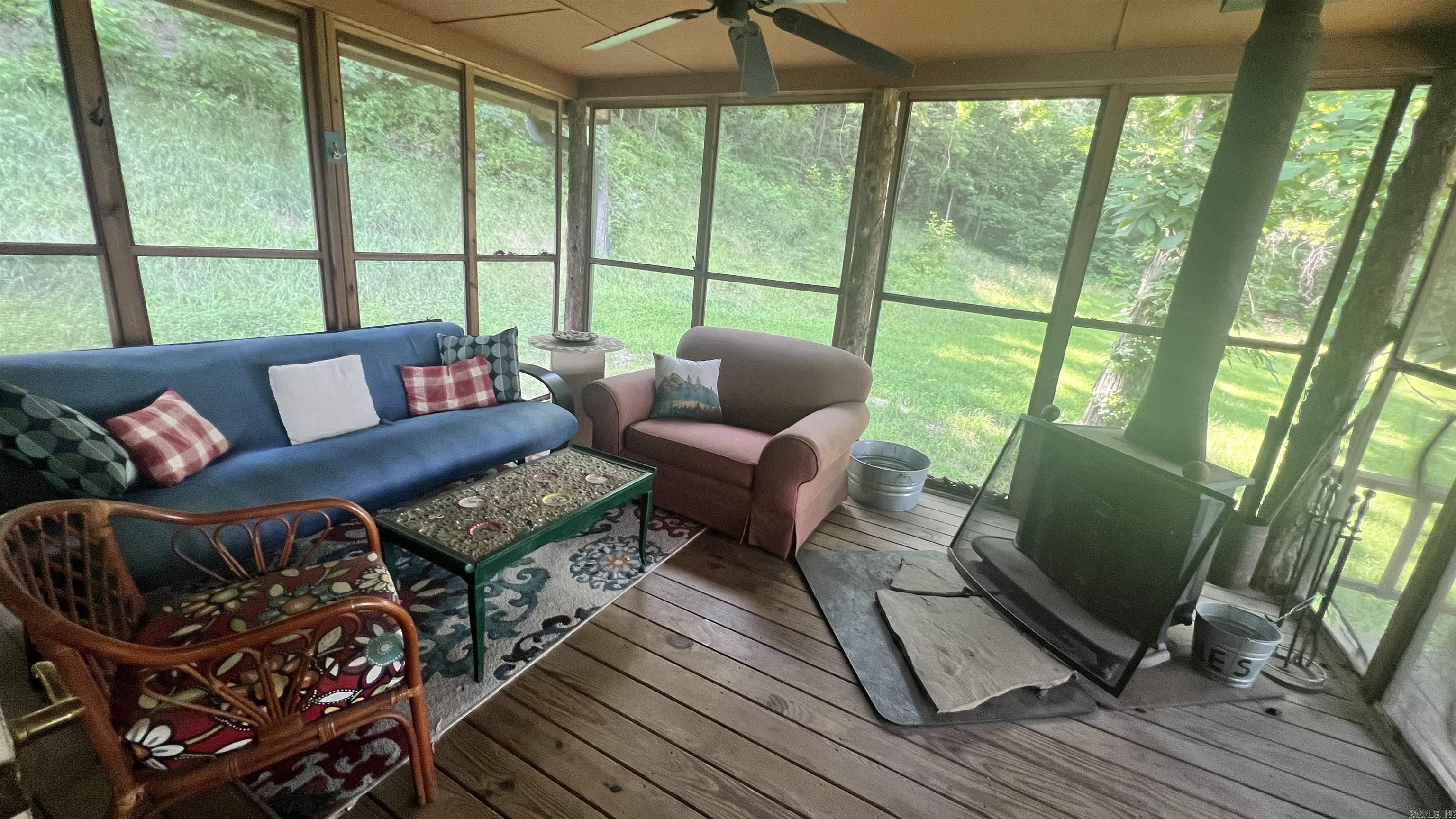 493 Crow  Marshall, AR