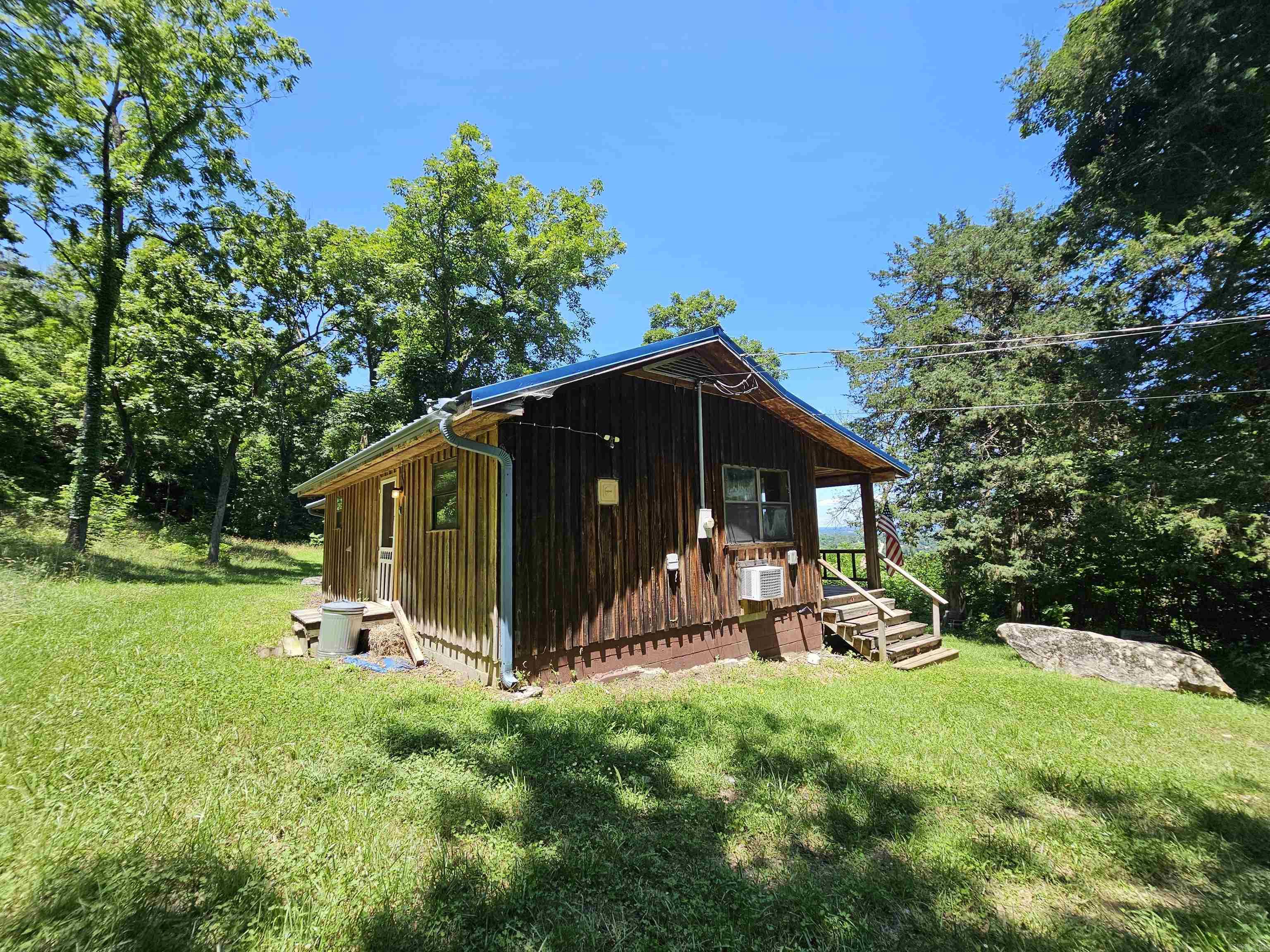493 Crow  Marshall, AR