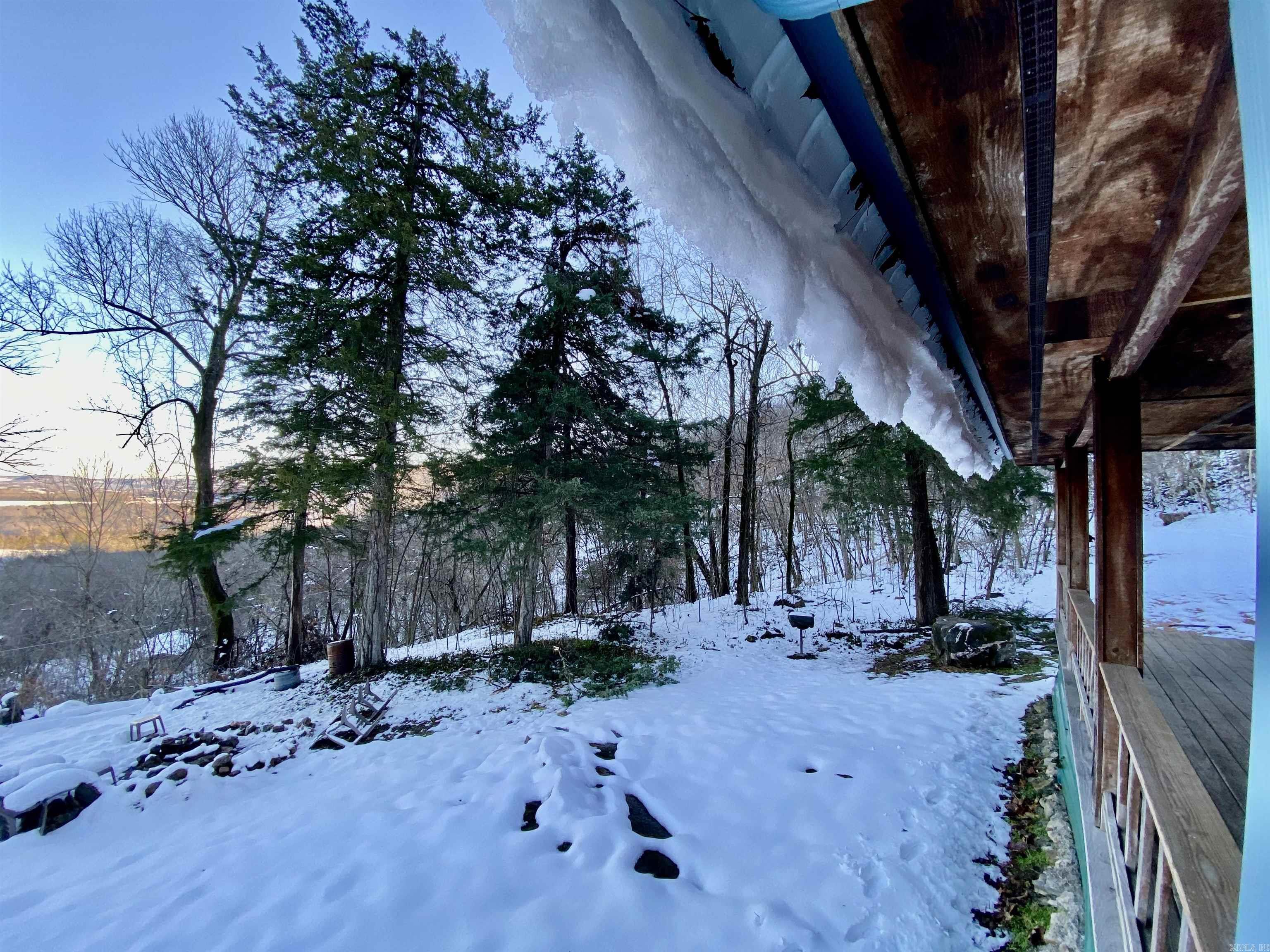 493 Crow  Marshall, AR